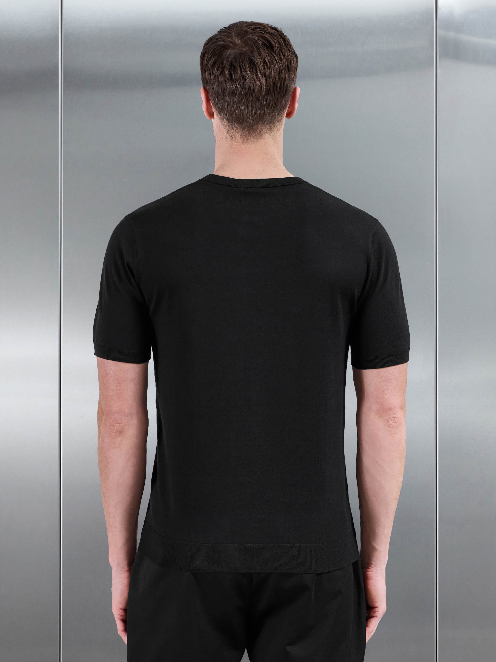 Mens Summer Cotton Knitted T-Shirt in Black