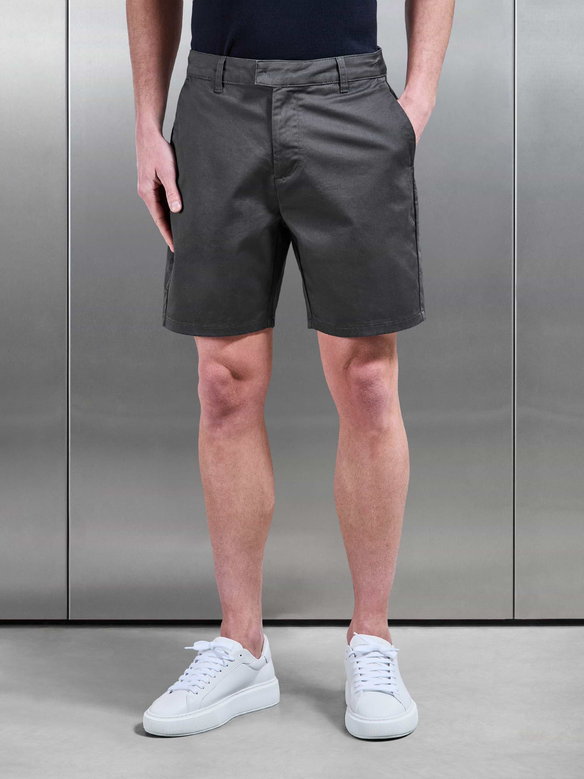 Tailored Chino Short in Grey