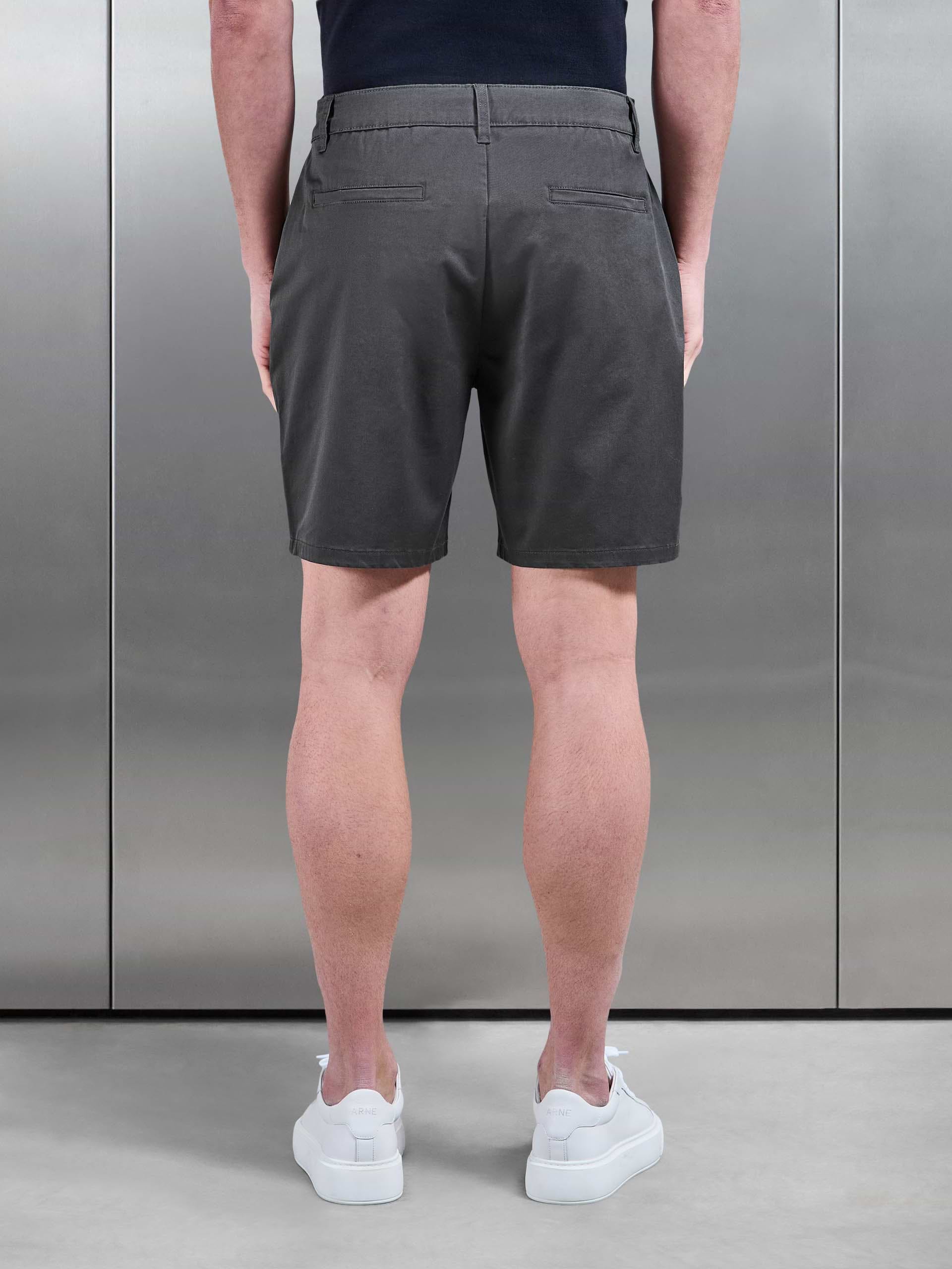 Tailored Chino Short in Grey