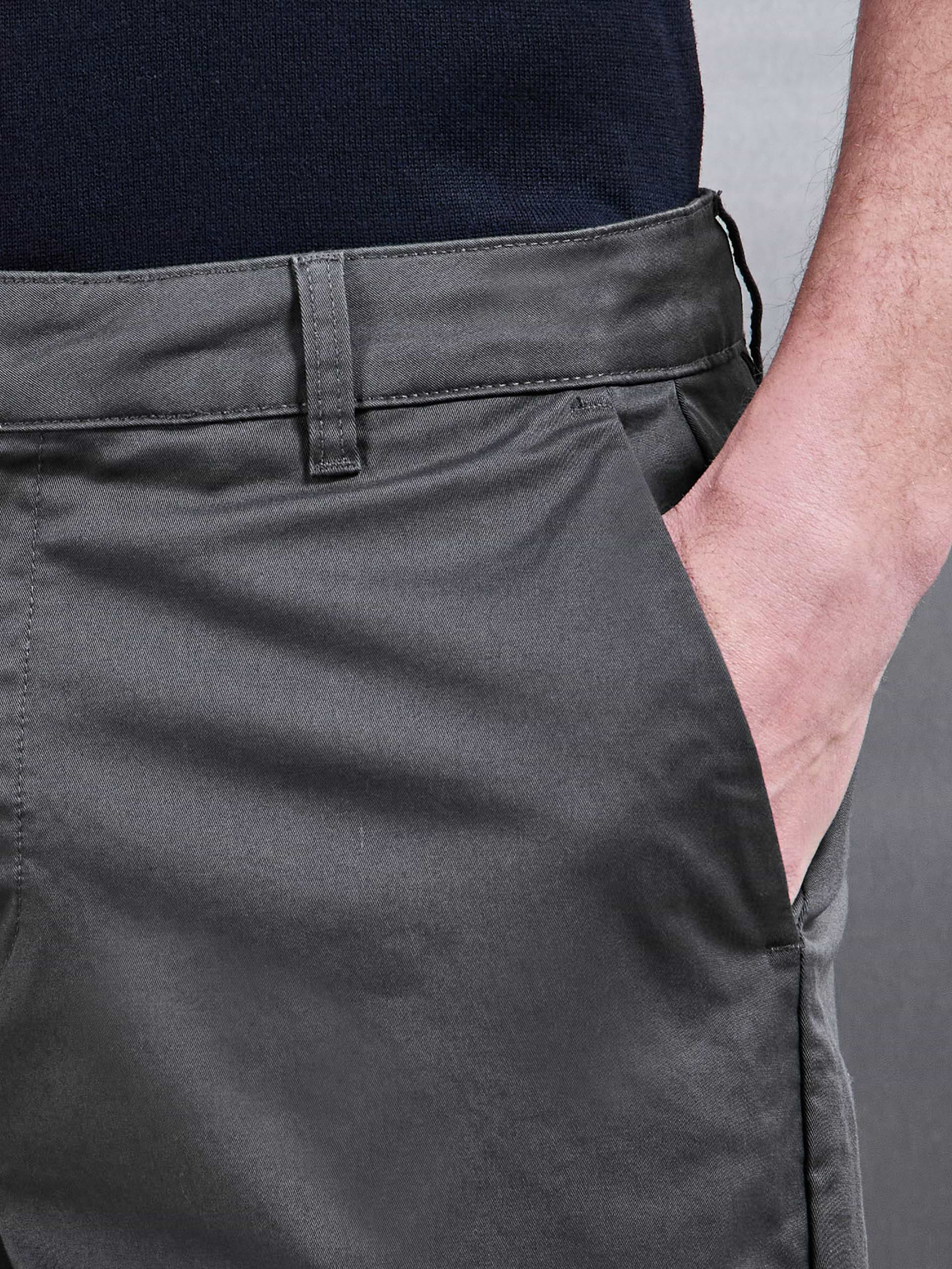 Tailored Chino Short in Grey