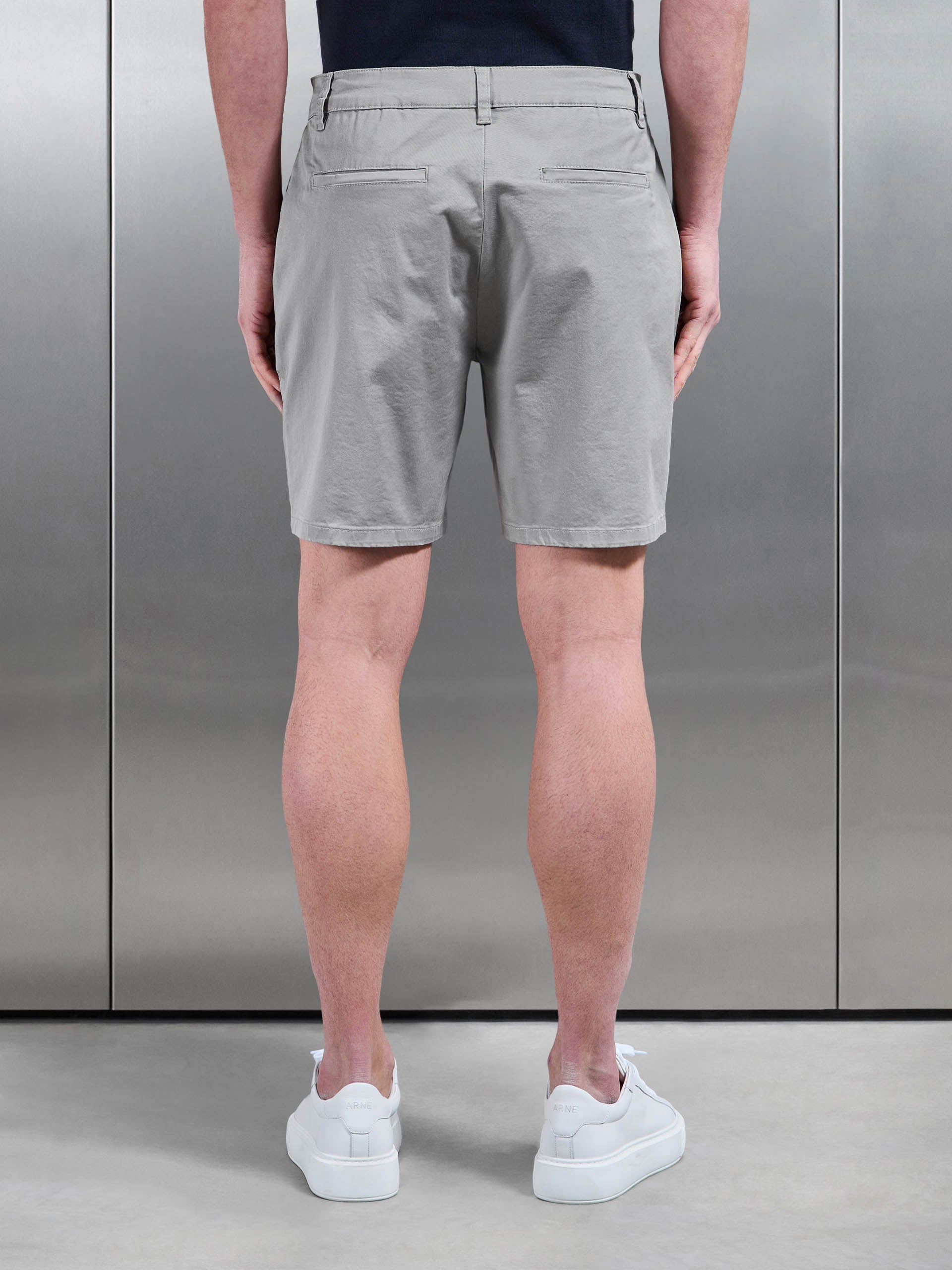 Mens Tailored Chino Short in Stone