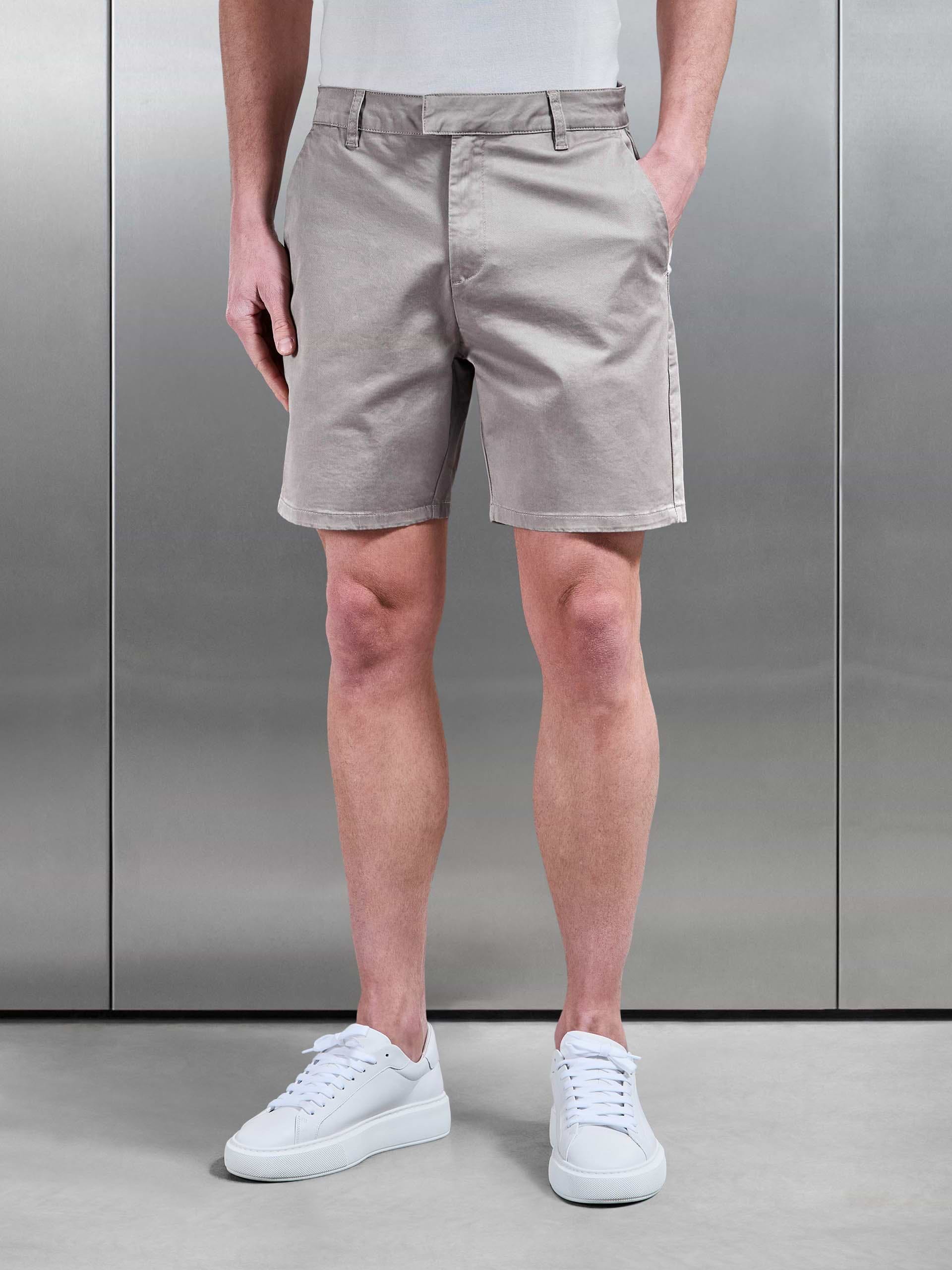 Tailored Chino Short in Taupe