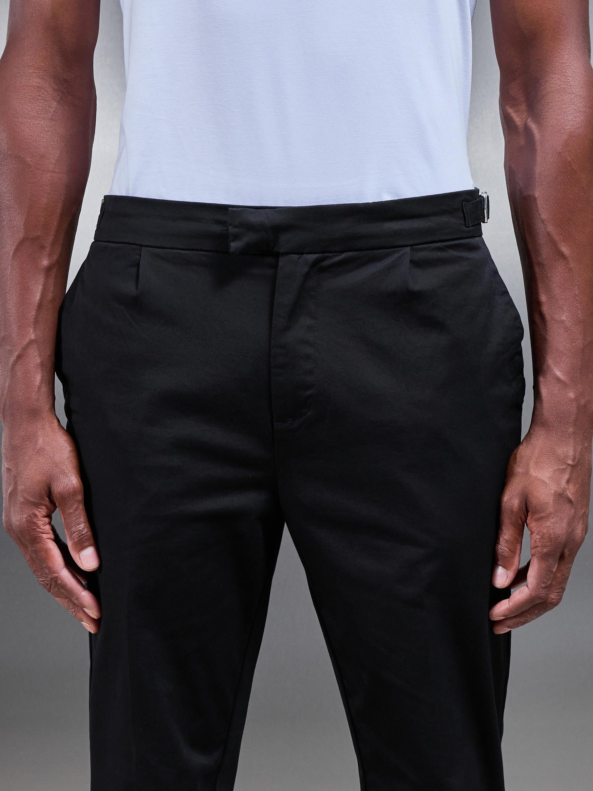 Mens Tailored Side Adjuster Chino Trouser in Black
