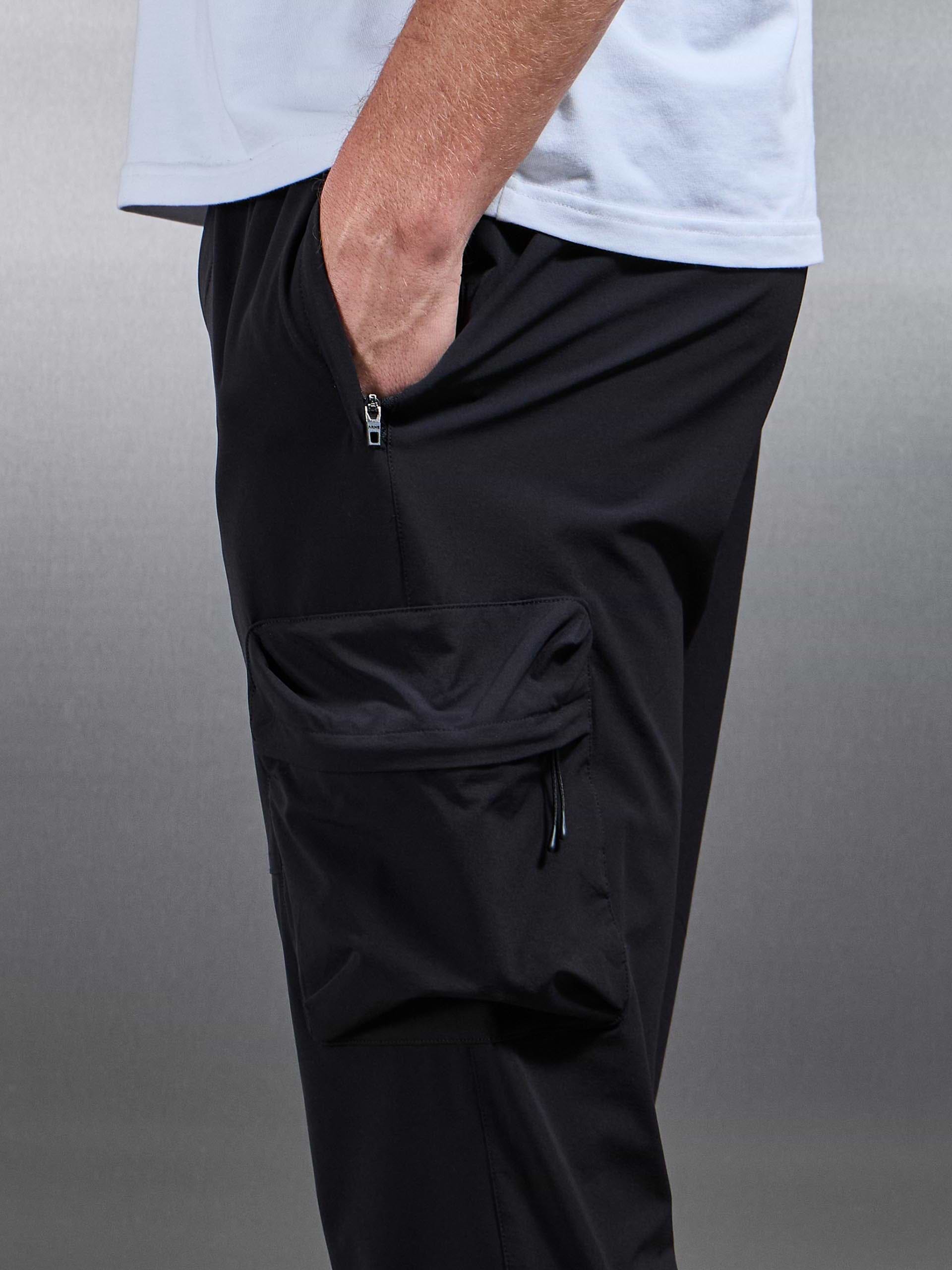 Technical 3D Cargo Pant in Black