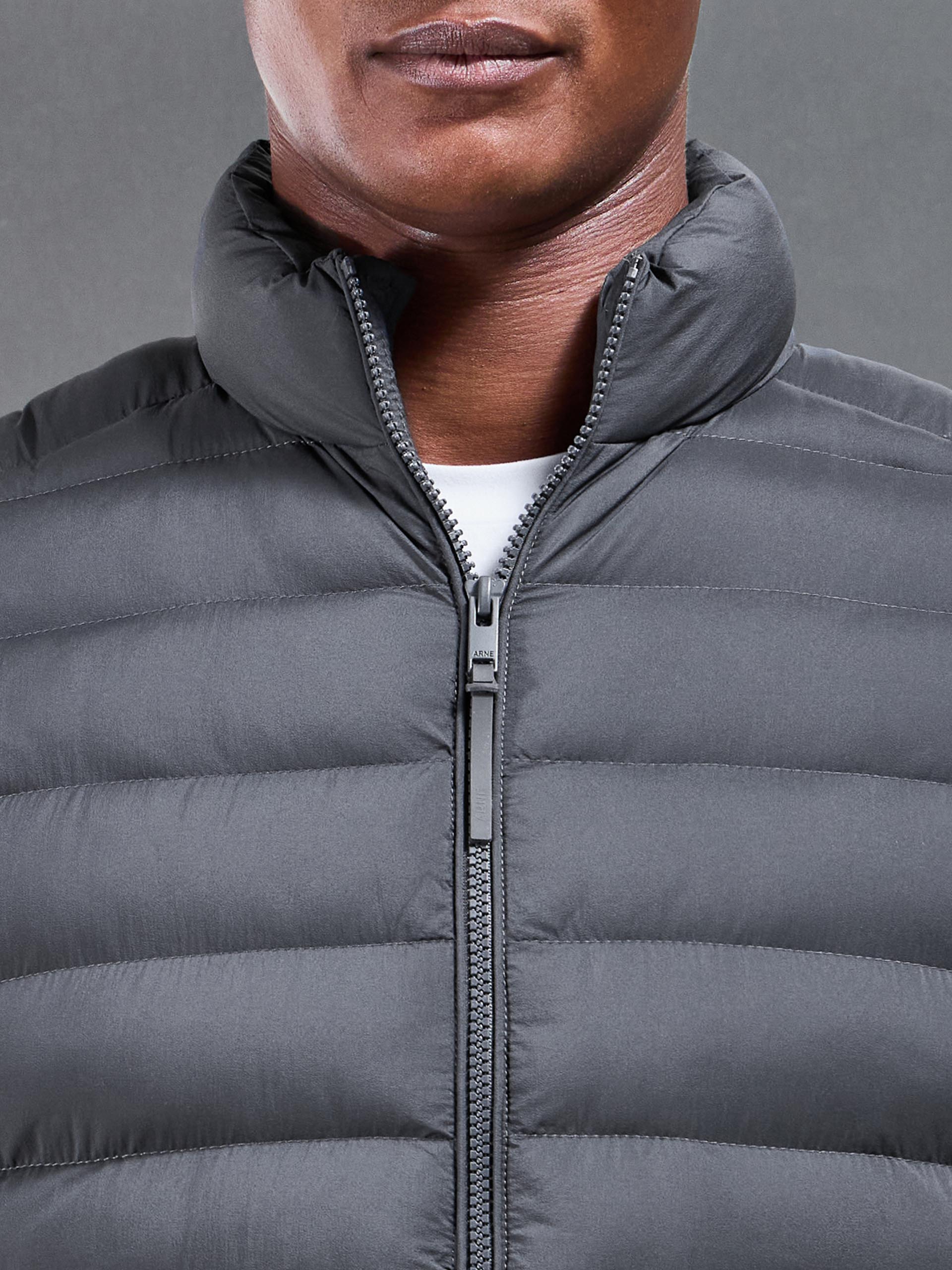 Mens Technical Puffer Gilet in Grey