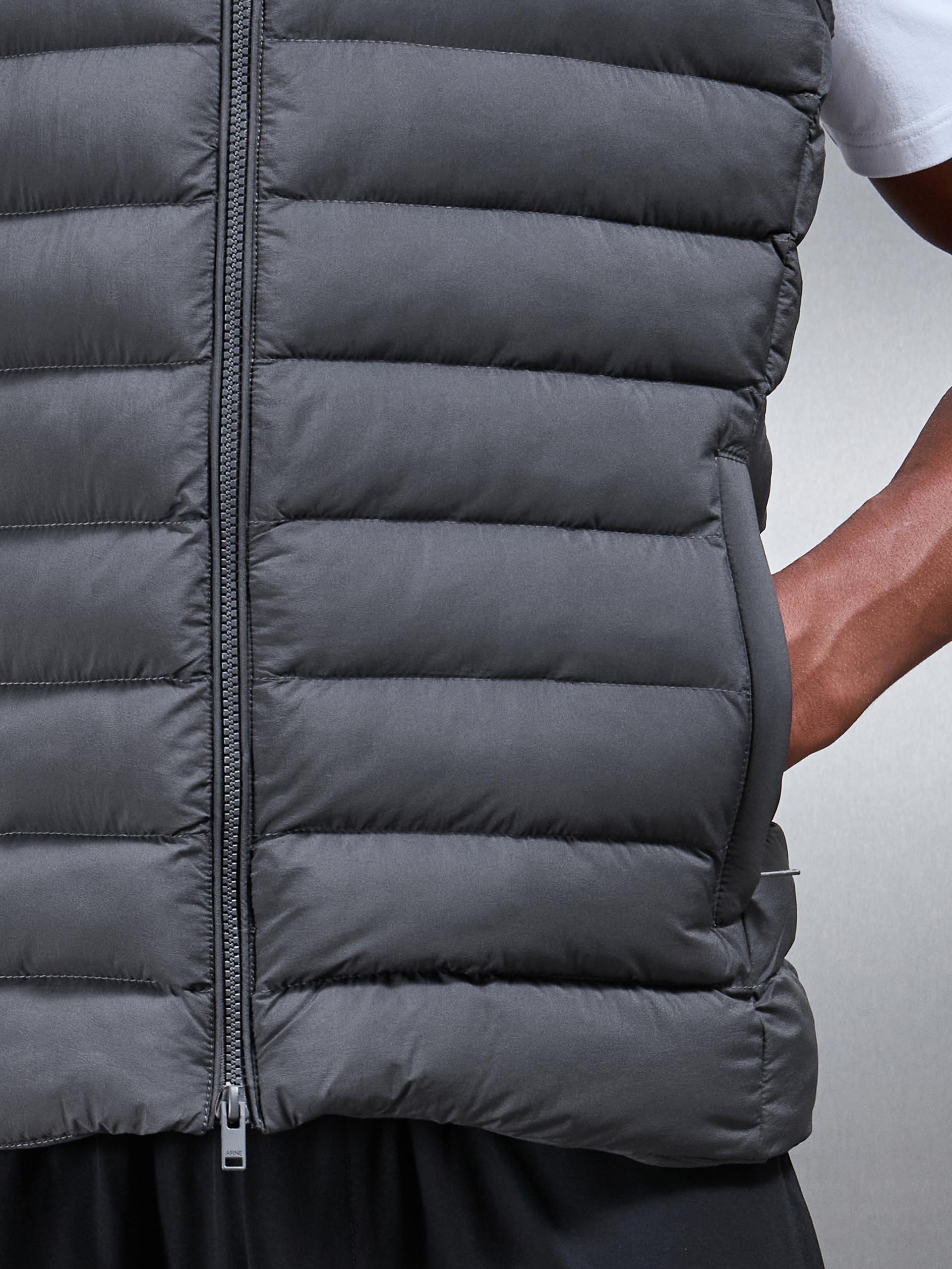 Mens Technical Puffer Gilet in Grey