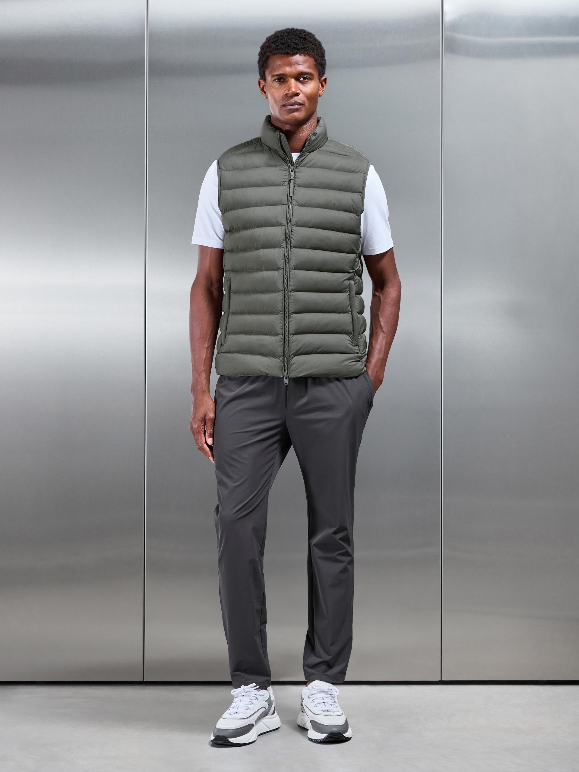 Mens Technical Puffer Gilet in Olive
