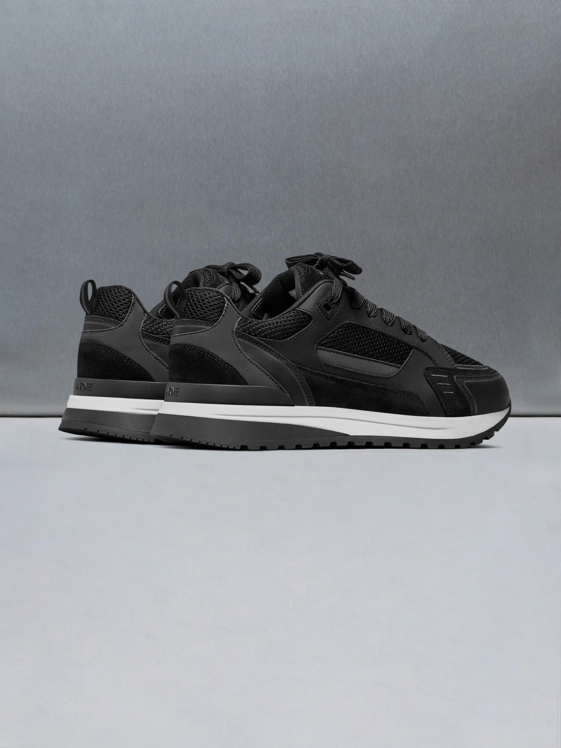 Mens Technical Racer in Black