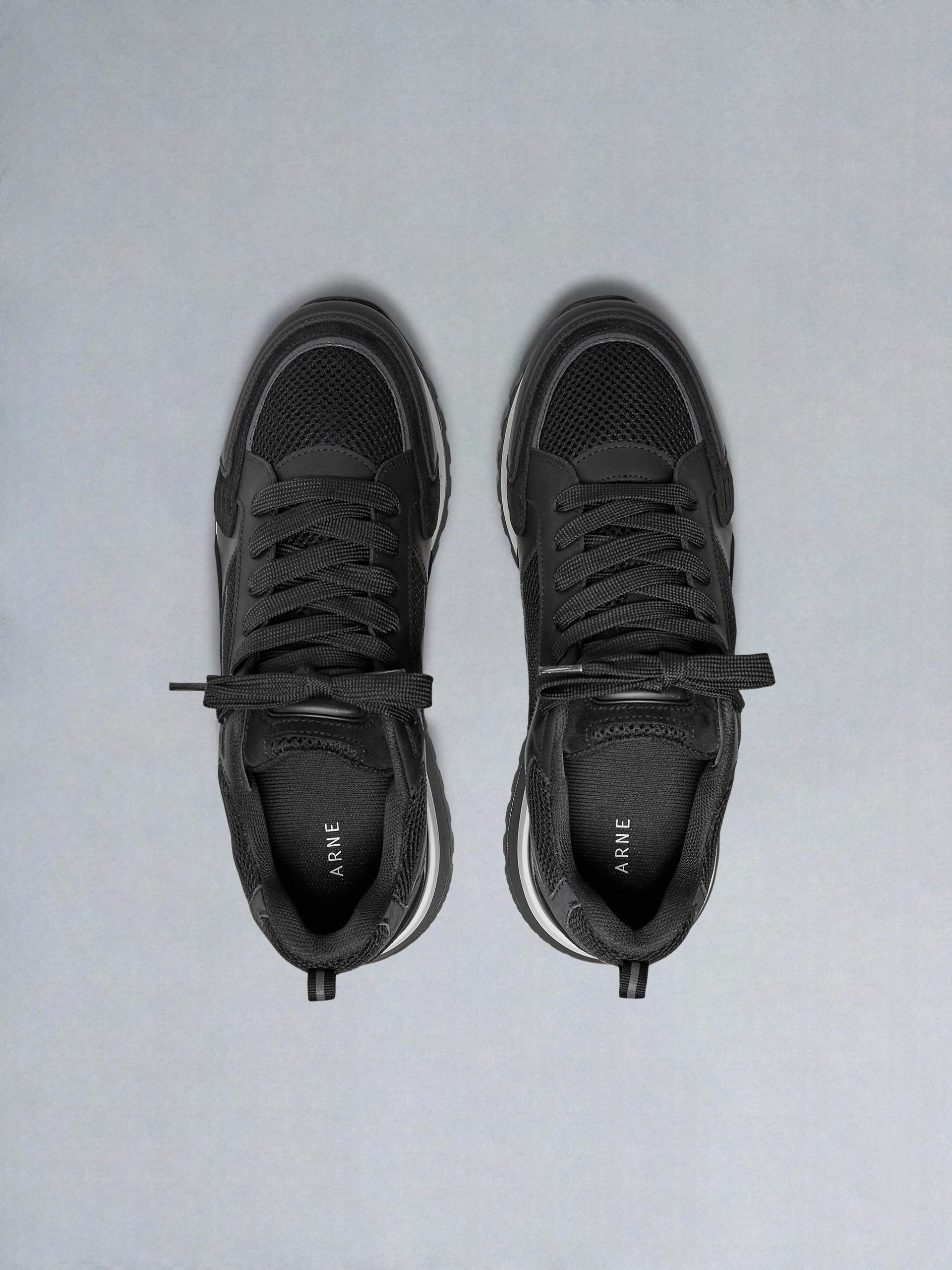 Mens Technical Racer in Black