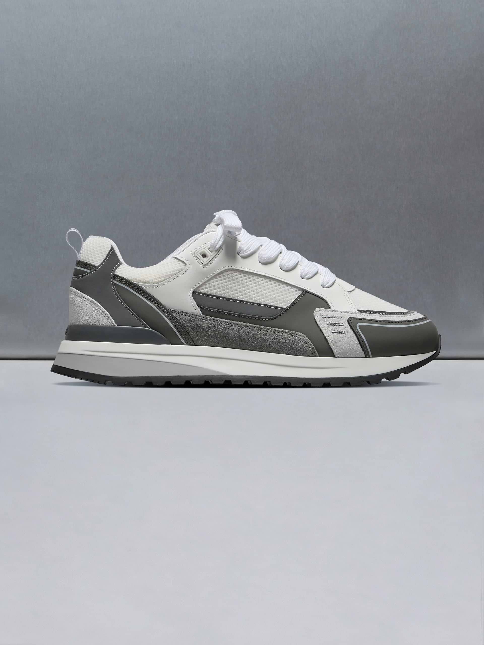 Technical Racer in White Grey