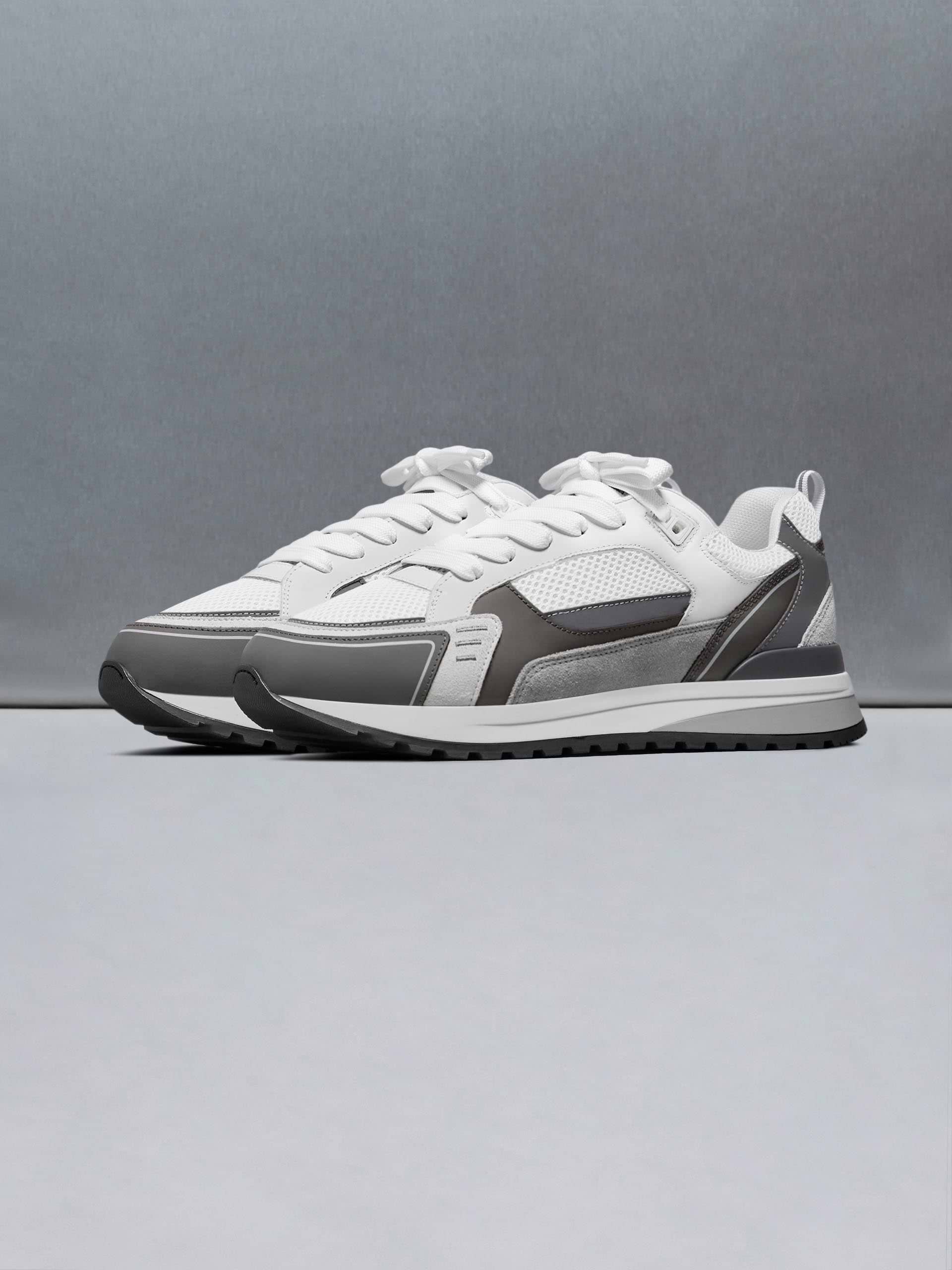 Technical Racer in White Grey