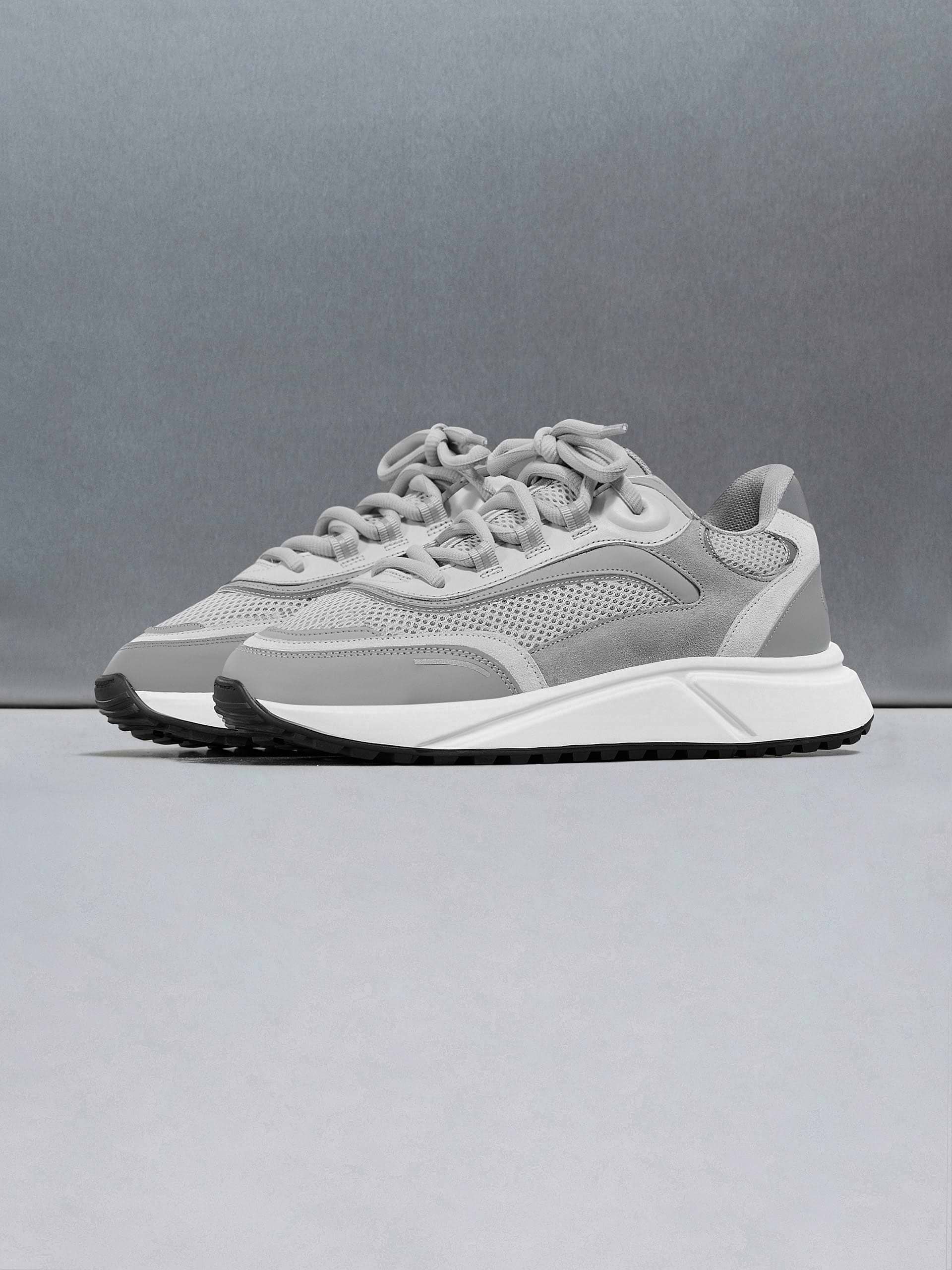 Technical Runner 2.0 in Grey