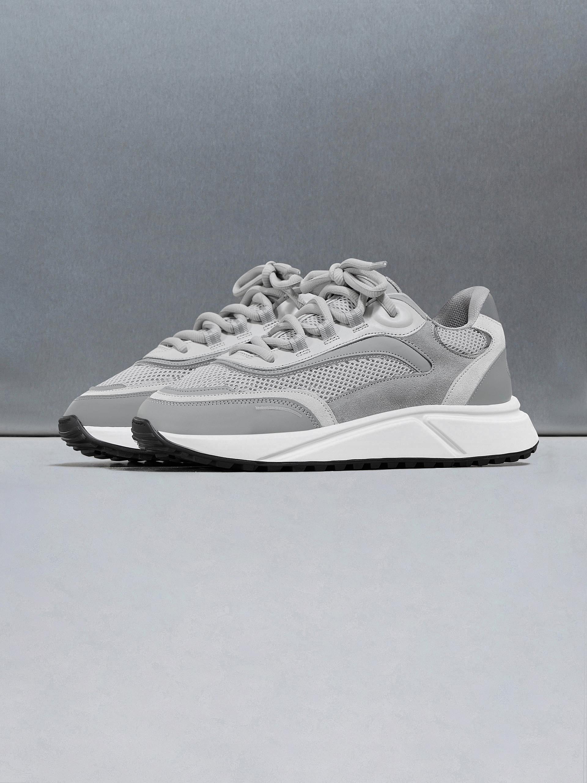Mens Technical Runner 2.0 in Grey