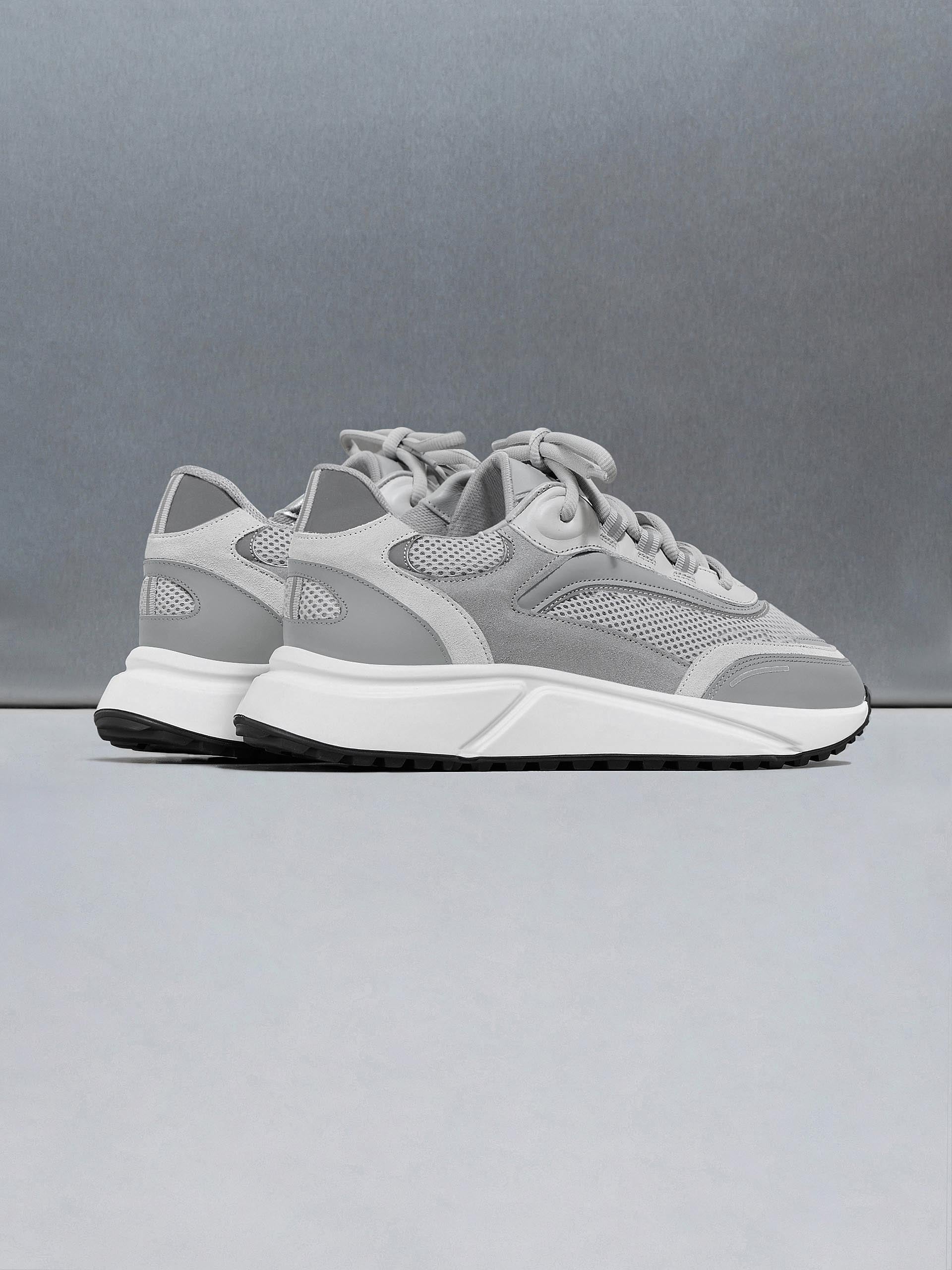 Mens Technical Runner 2.0 in Grey