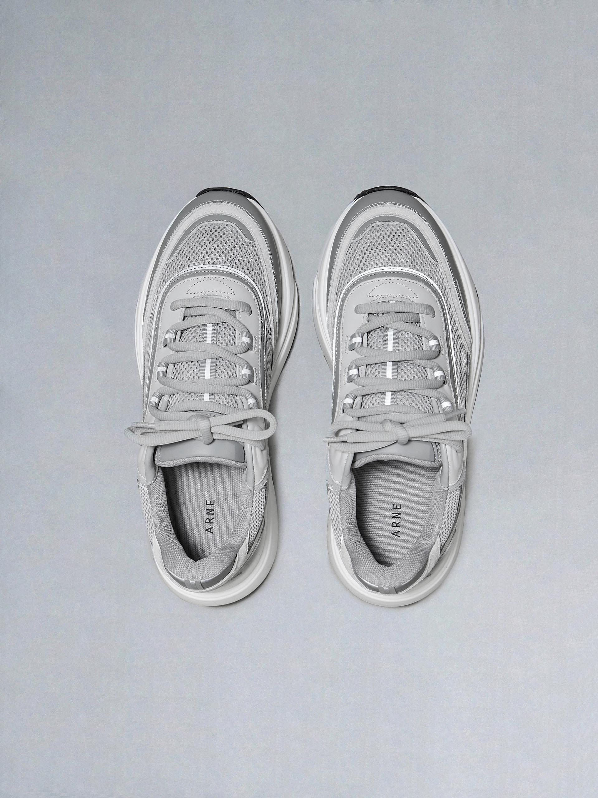 Mens Technical Runner 2.0 in Grey