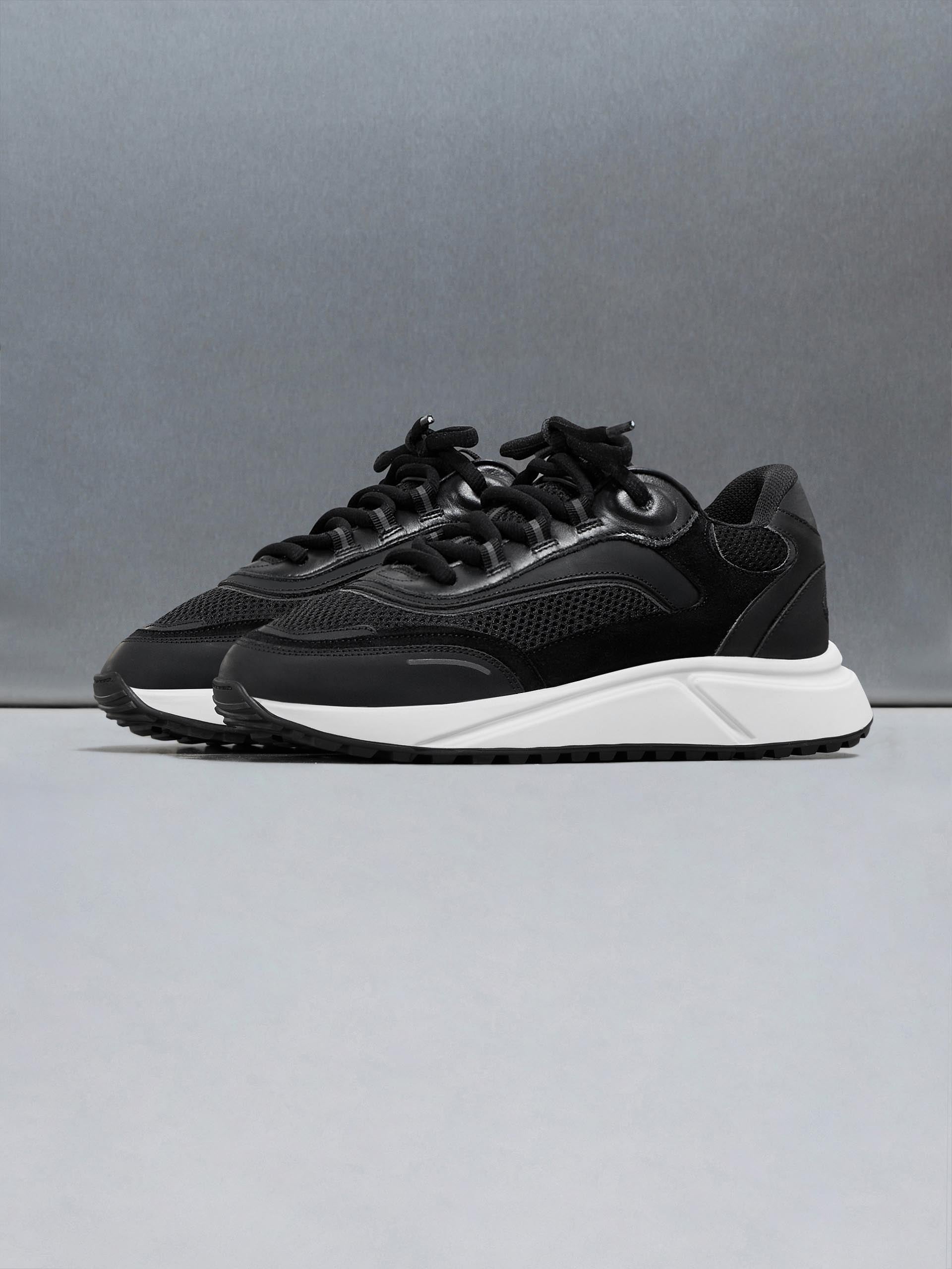 Mens Technical Runner 2.0 in Midnight Black