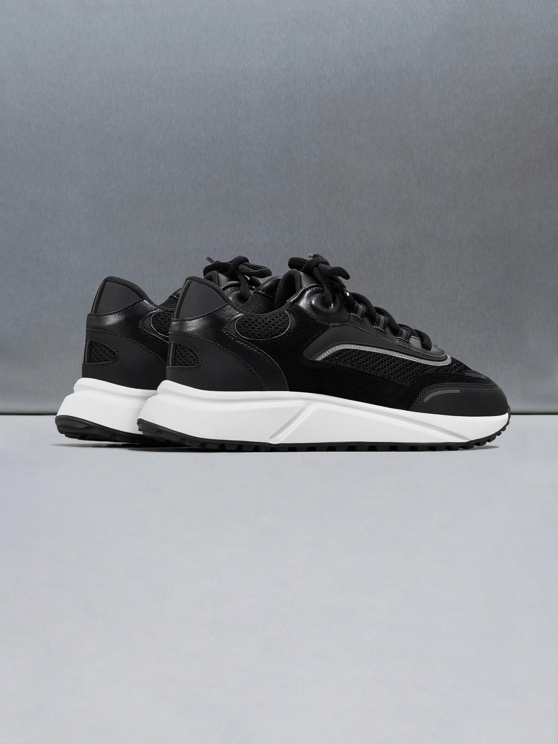 Mens Technical Runner 2.0 in Midnight Black
