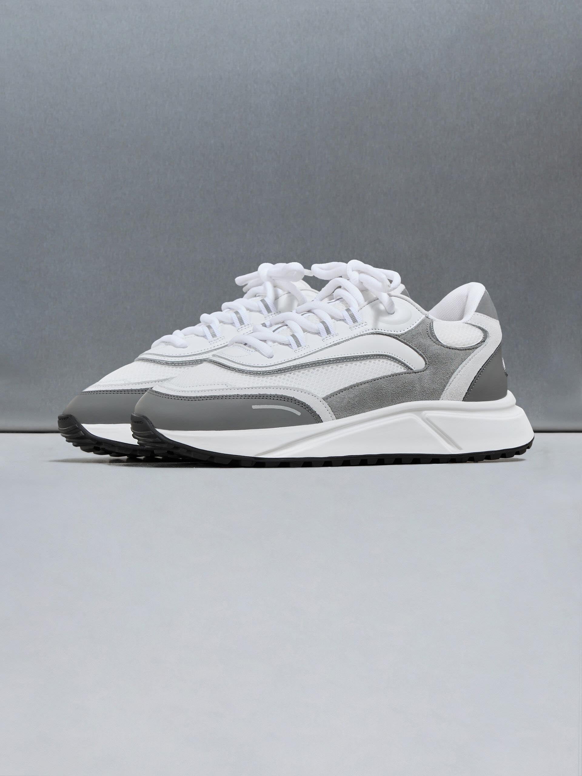 Mens Technical Runner 2.0 in White Grey