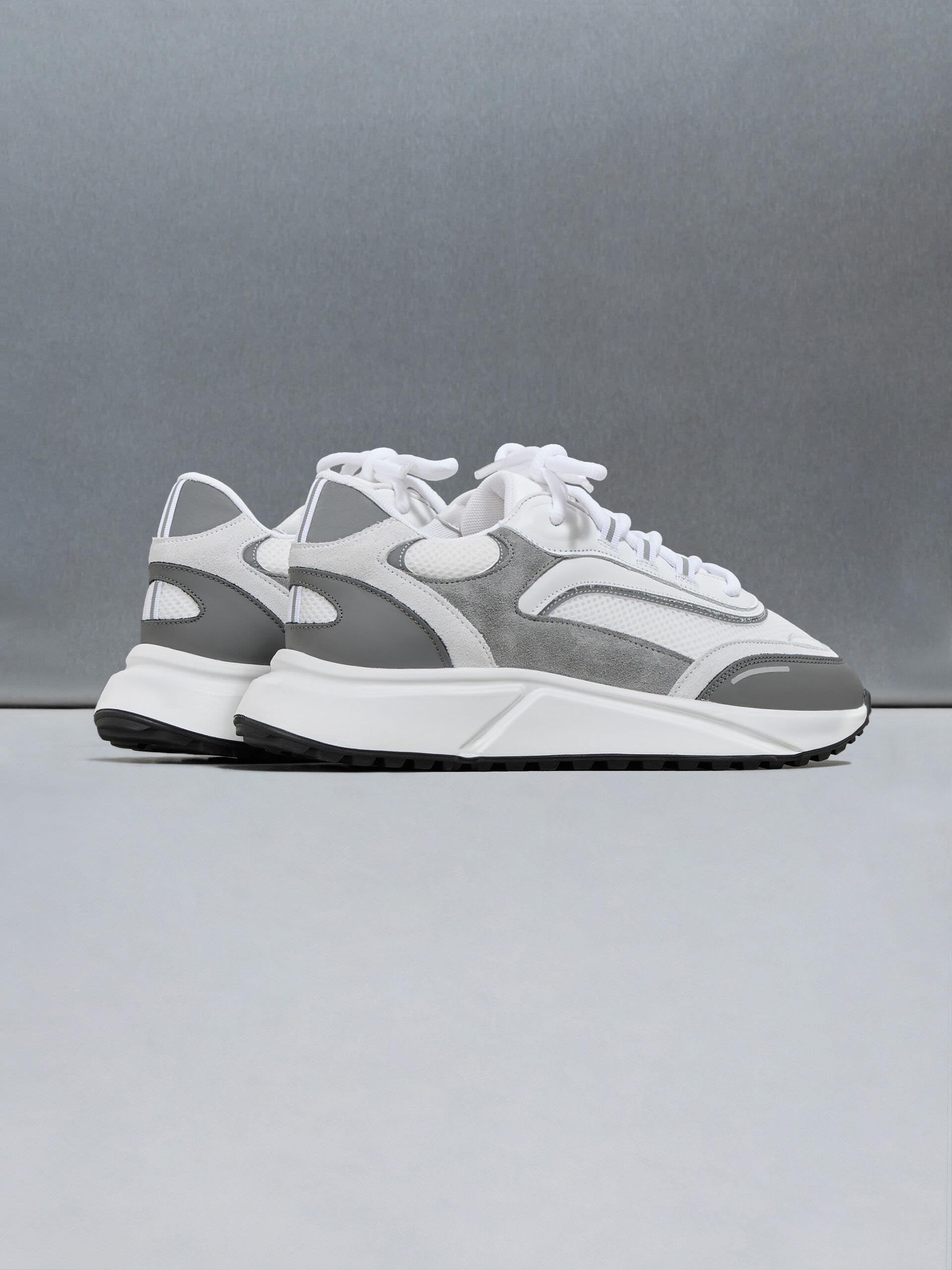Mens Technical Runner 2.0 in White Grey