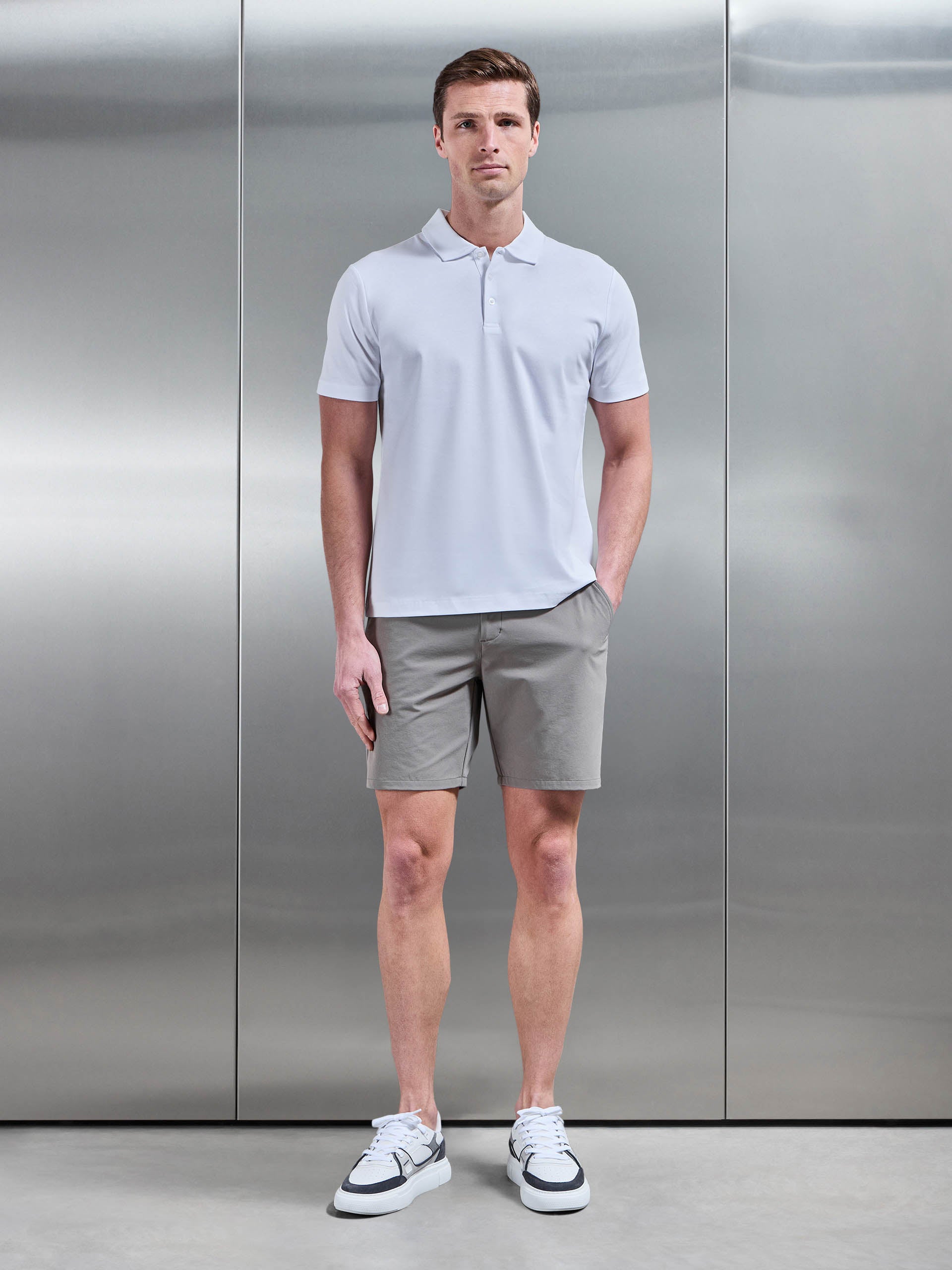 Mens Technical Stretch Chino Short in Taupe