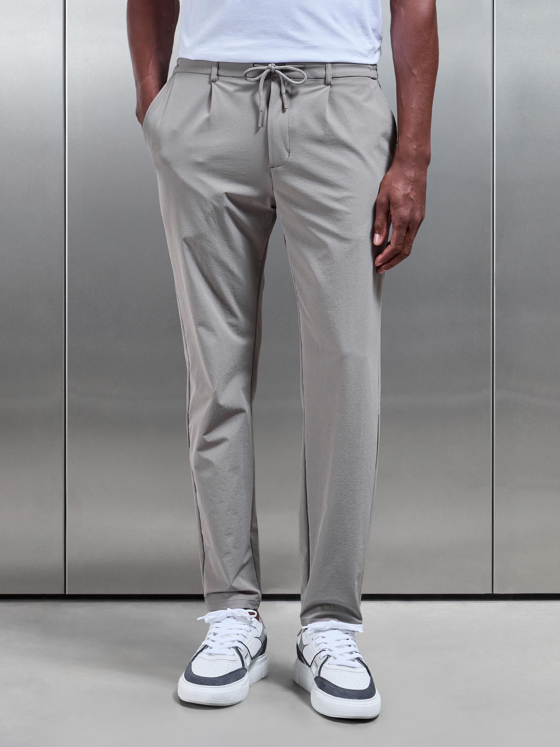 Mens Technical Stretch Chino Trouser in Taupe