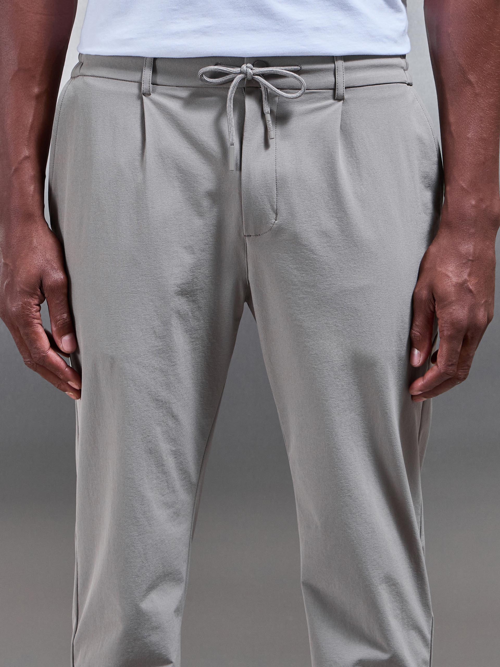Mens Technical Stretch Chino Trouser in Taupe