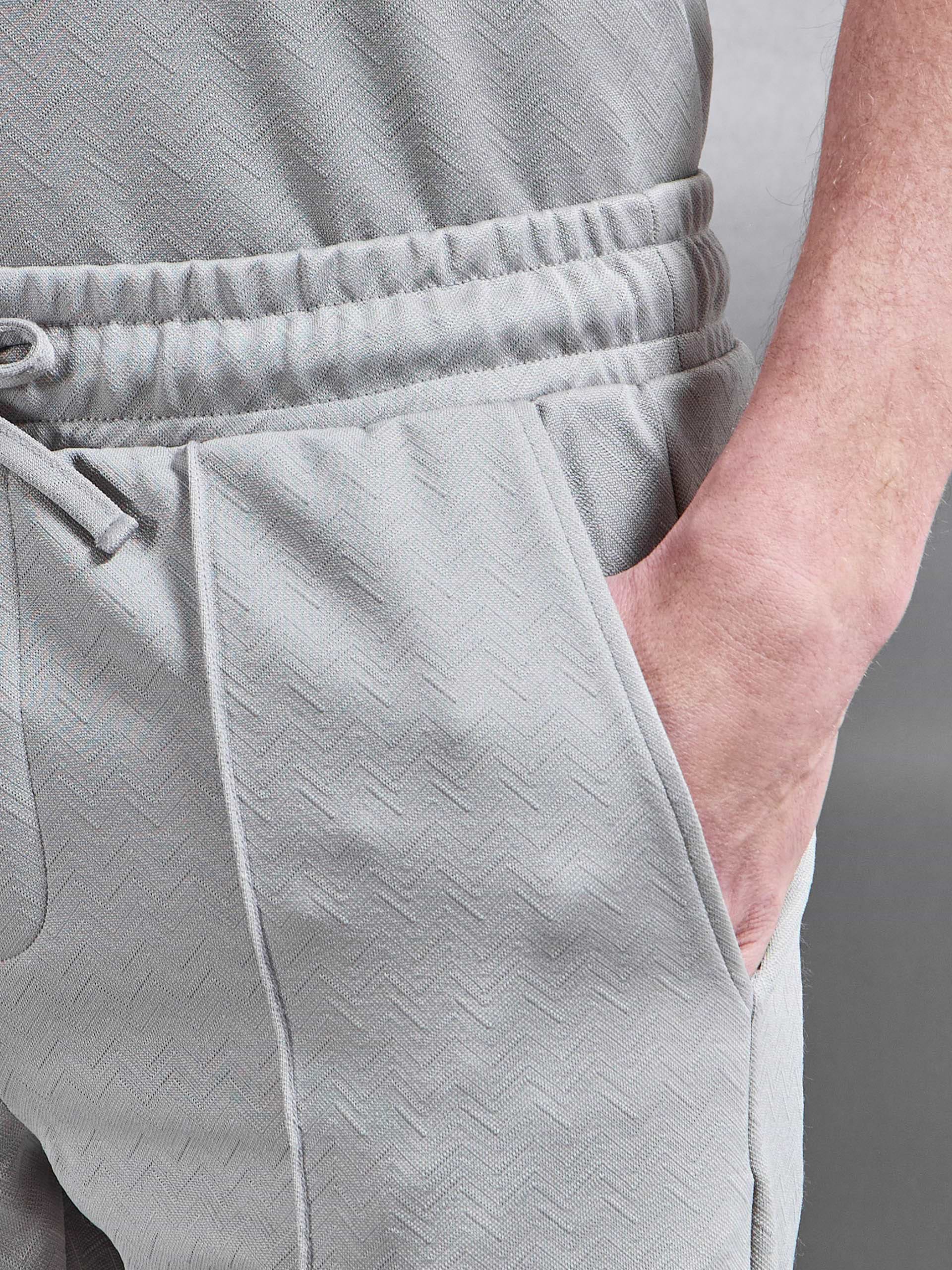 Textured Interlock Short in Stone