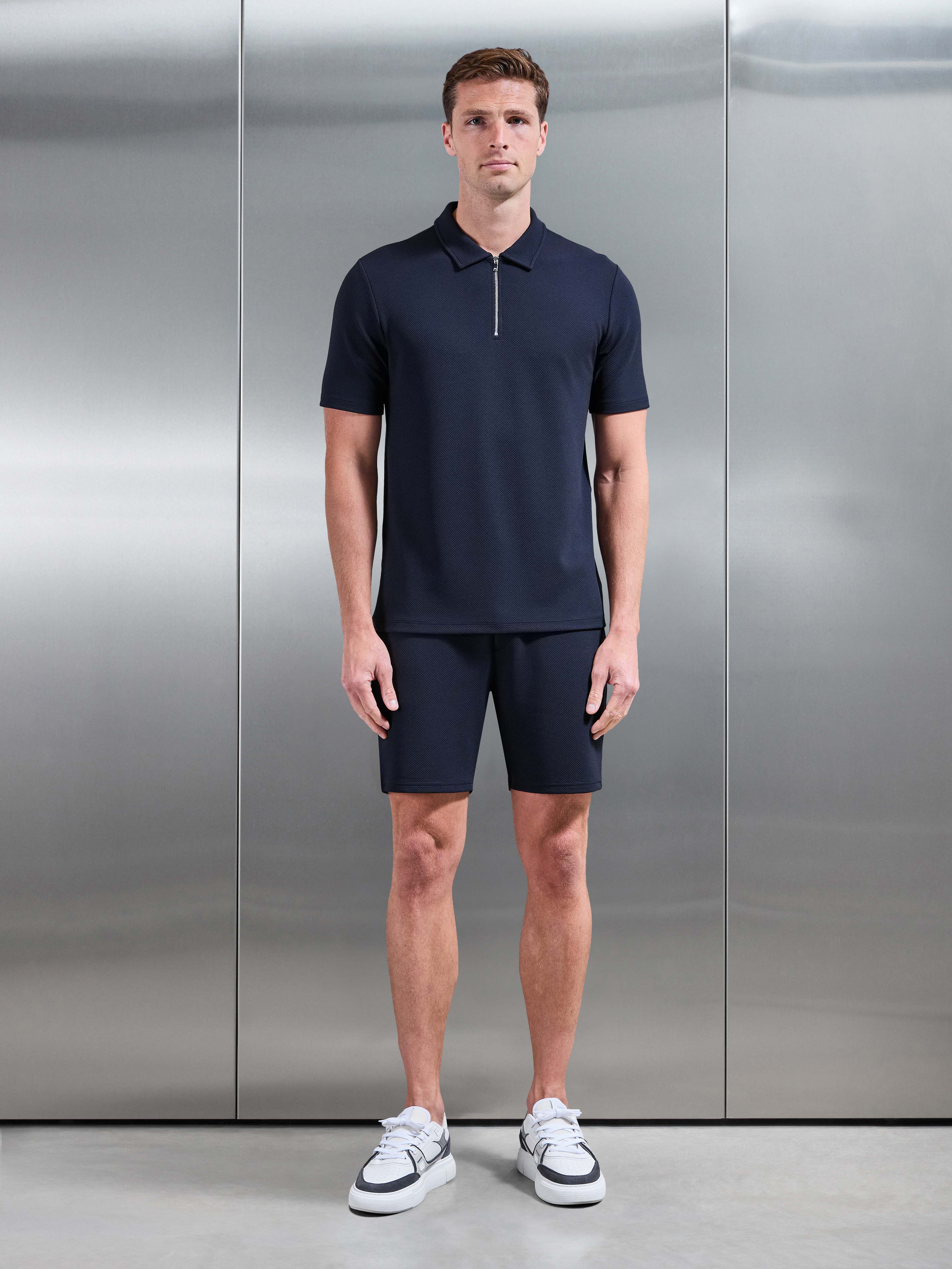 Mens Textured Jersey Short in Navy