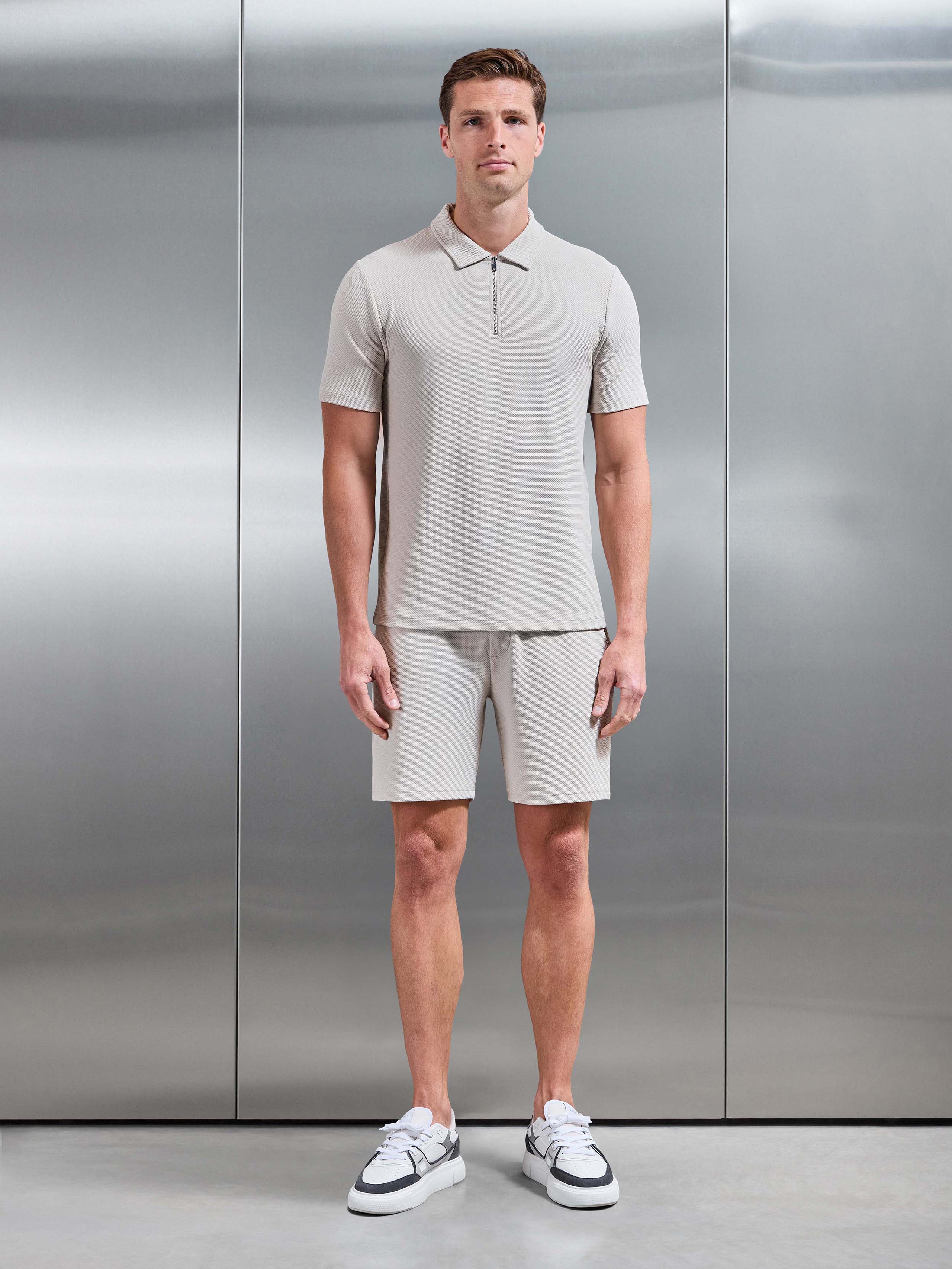Mens Textured Jersey Short in Stone