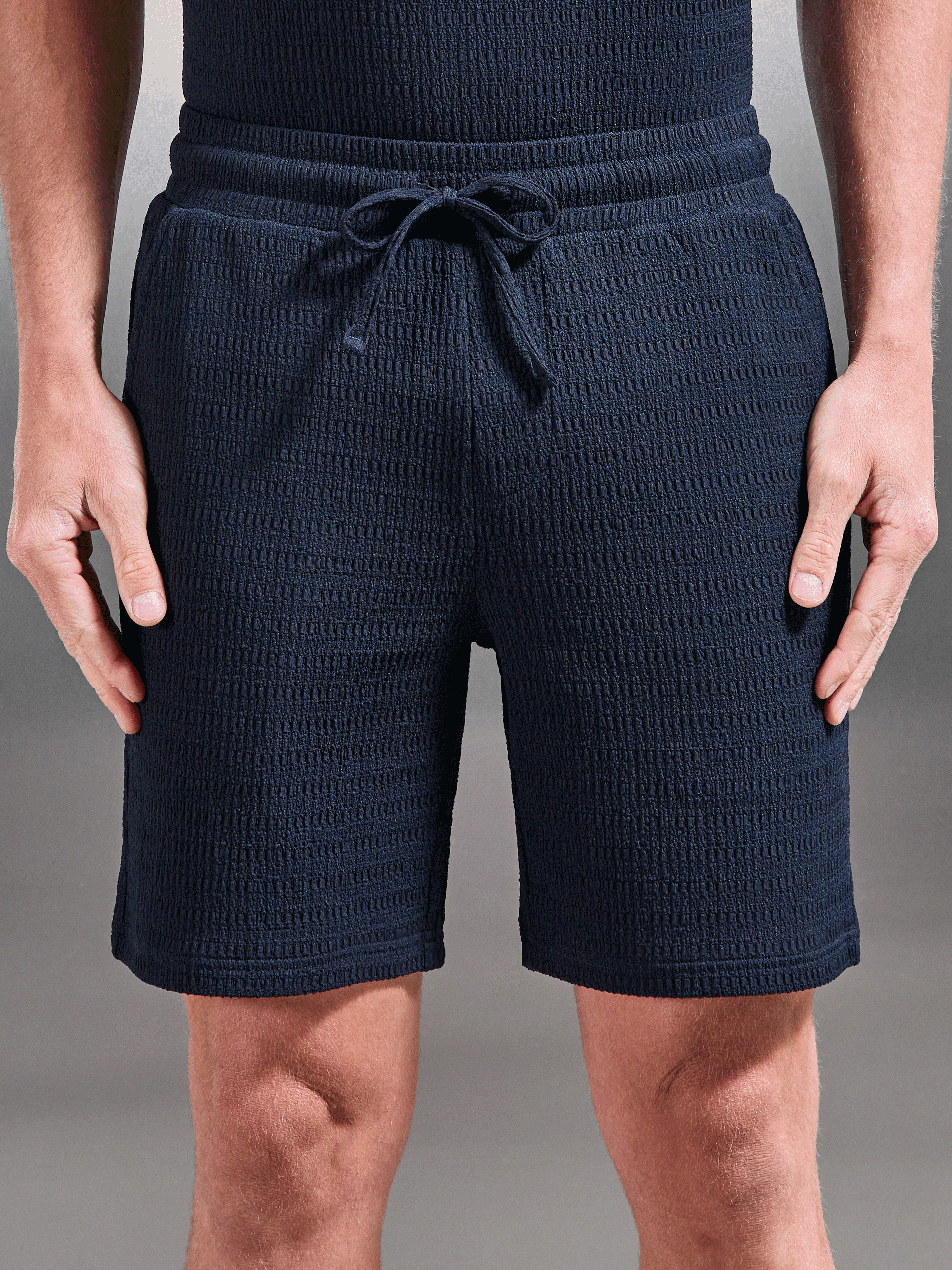 Mens To The Beach Short in Navy