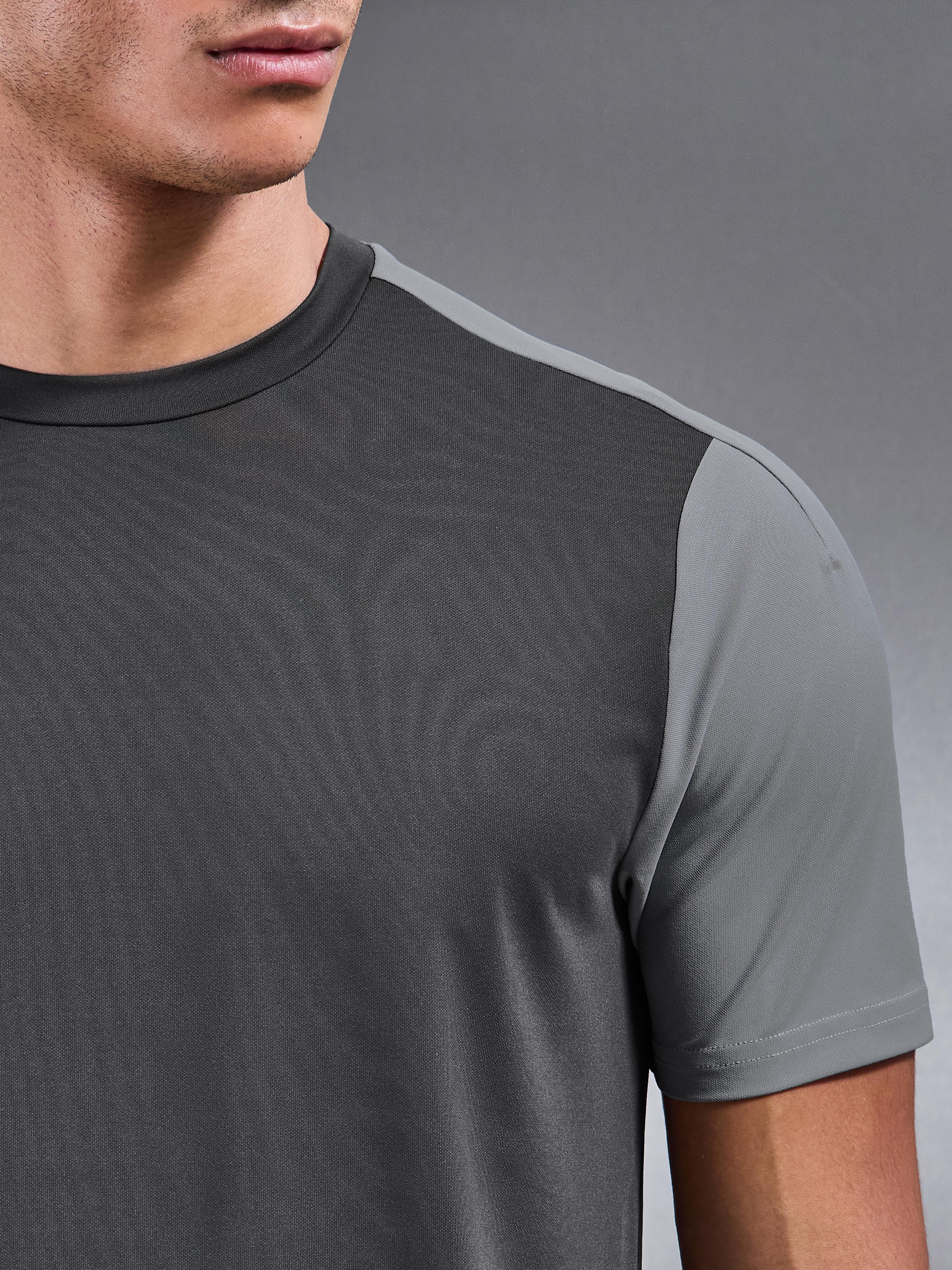 Mens Track Colour Block Active T-Shirt in Grey Mid Grey