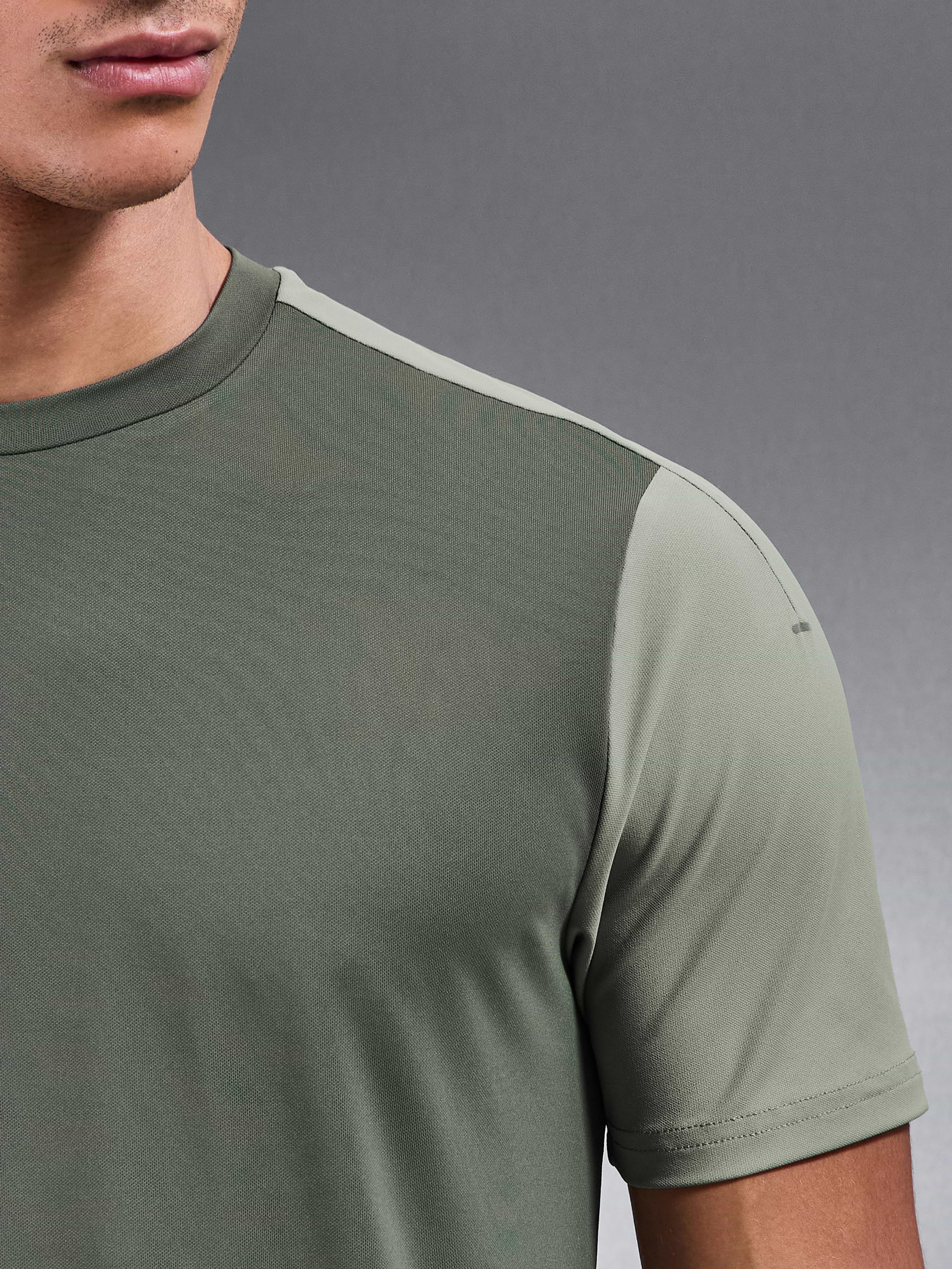 Track Colour Block Active T-Shirt in Sage Light Sage