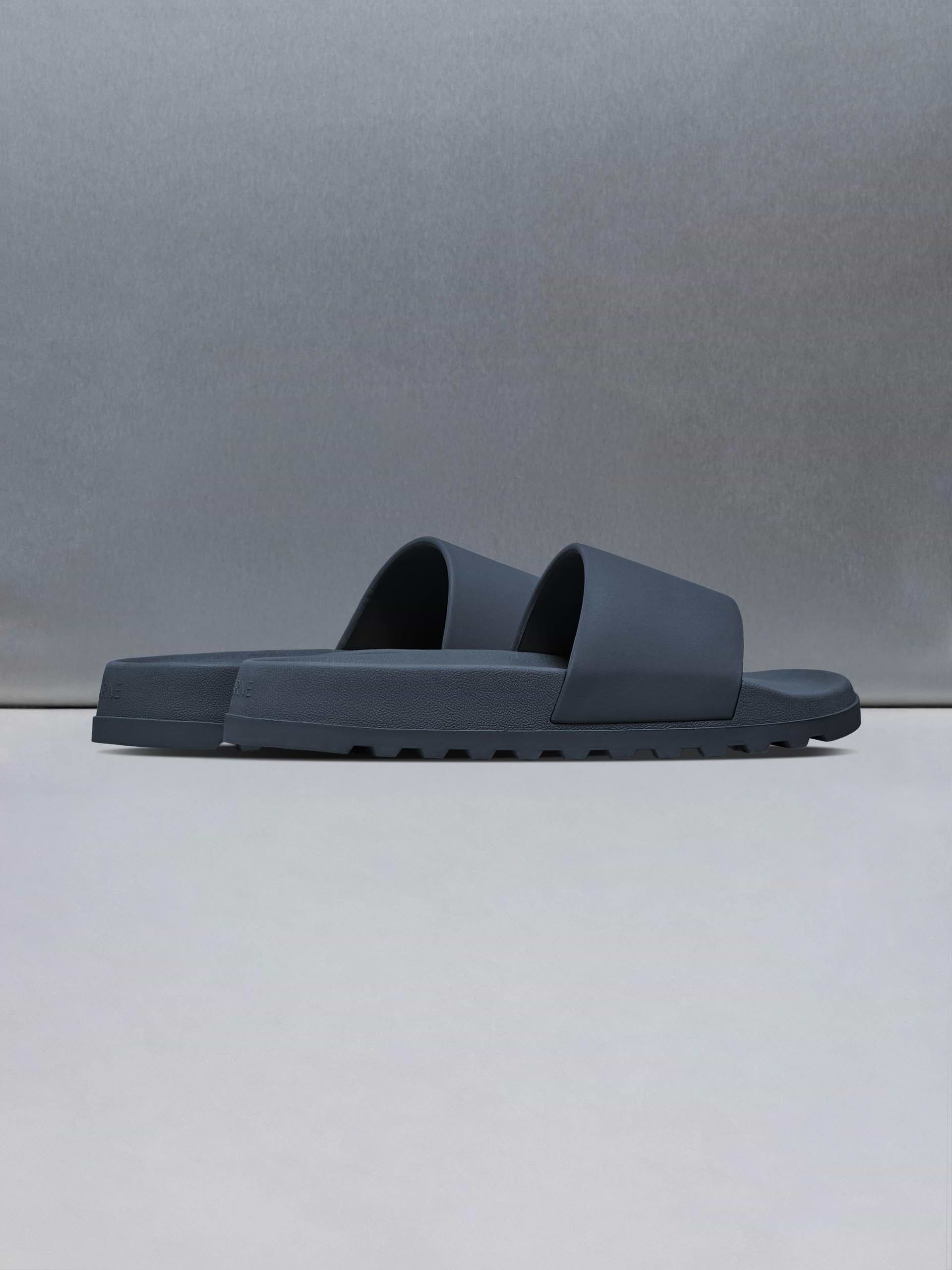 Track Slider in Navy