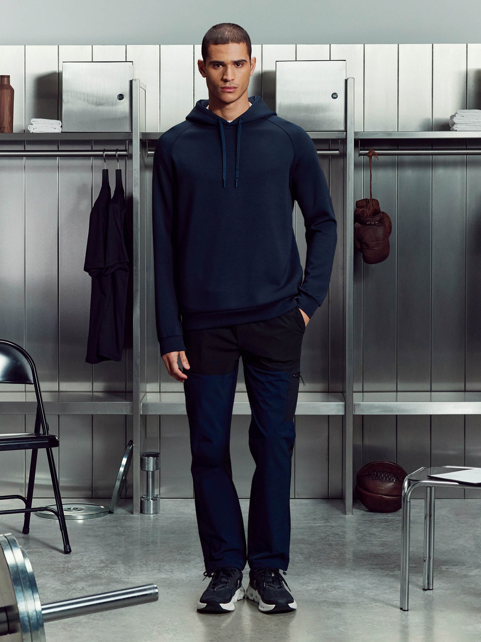 Mens Trail Colour Block Cargo Pant in Navy