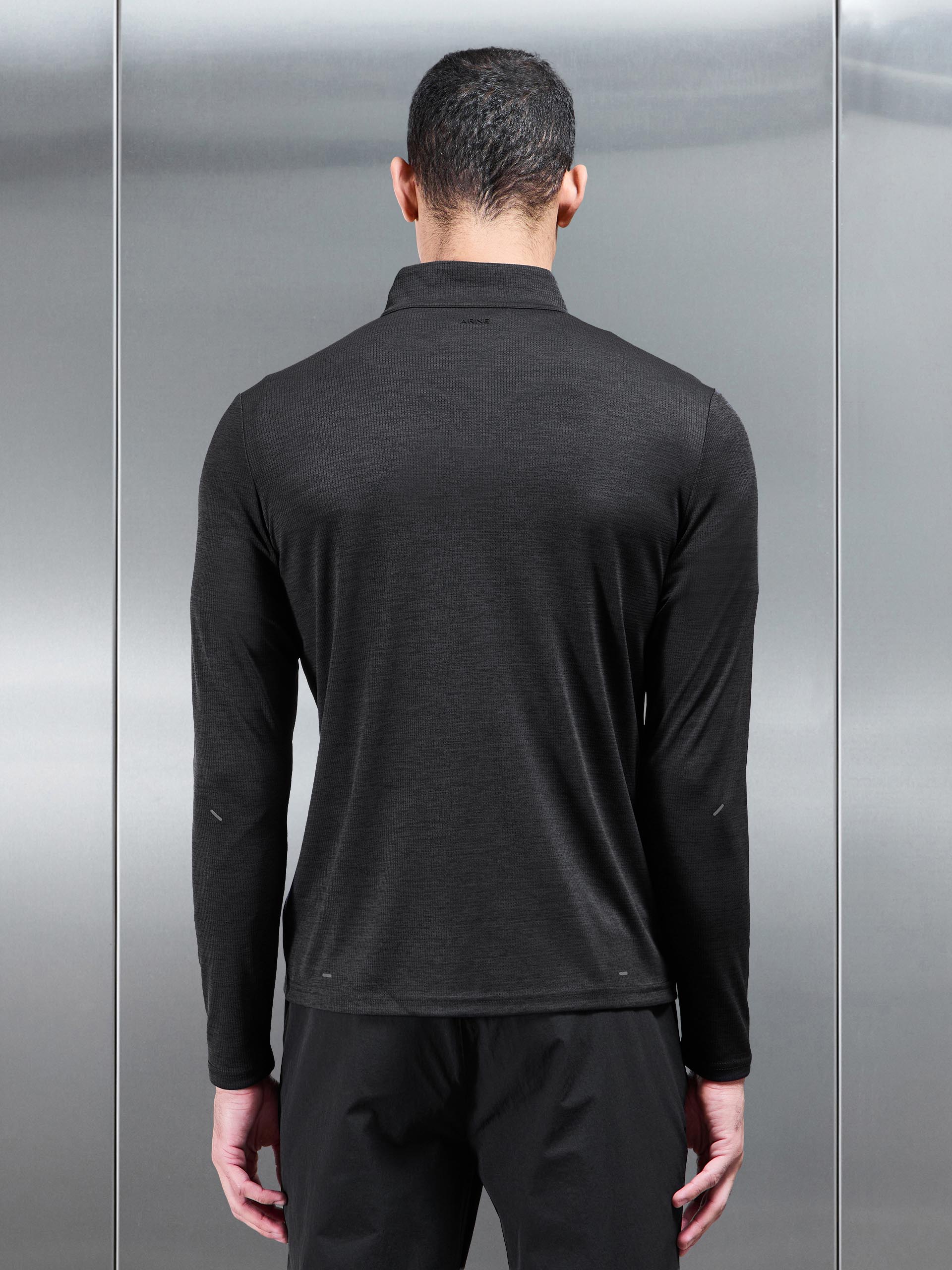 Mens Trail Half Zip in Black