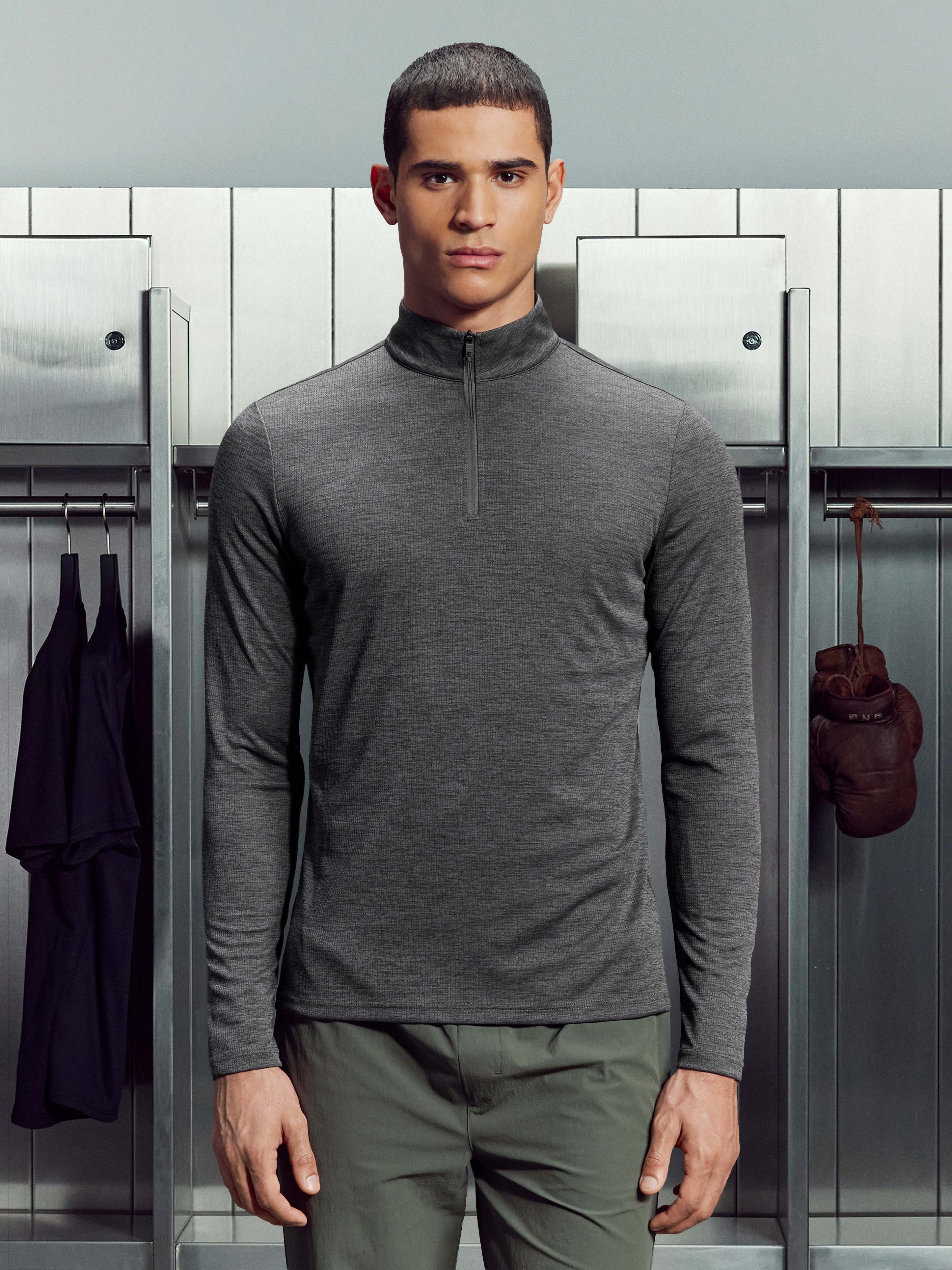 Mens Trail Half Zip in Charcoal