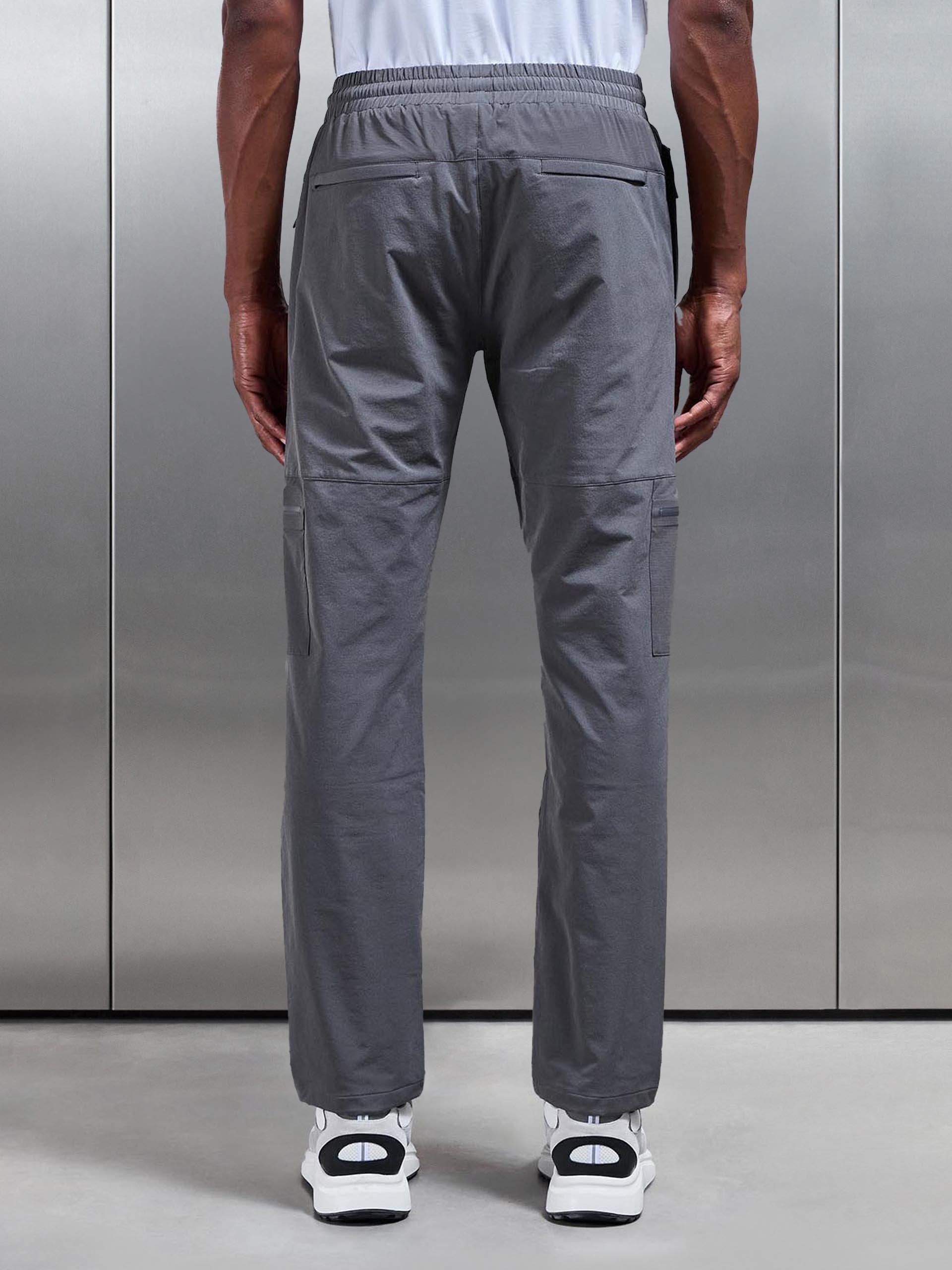 Mens Trail Pant in Grey