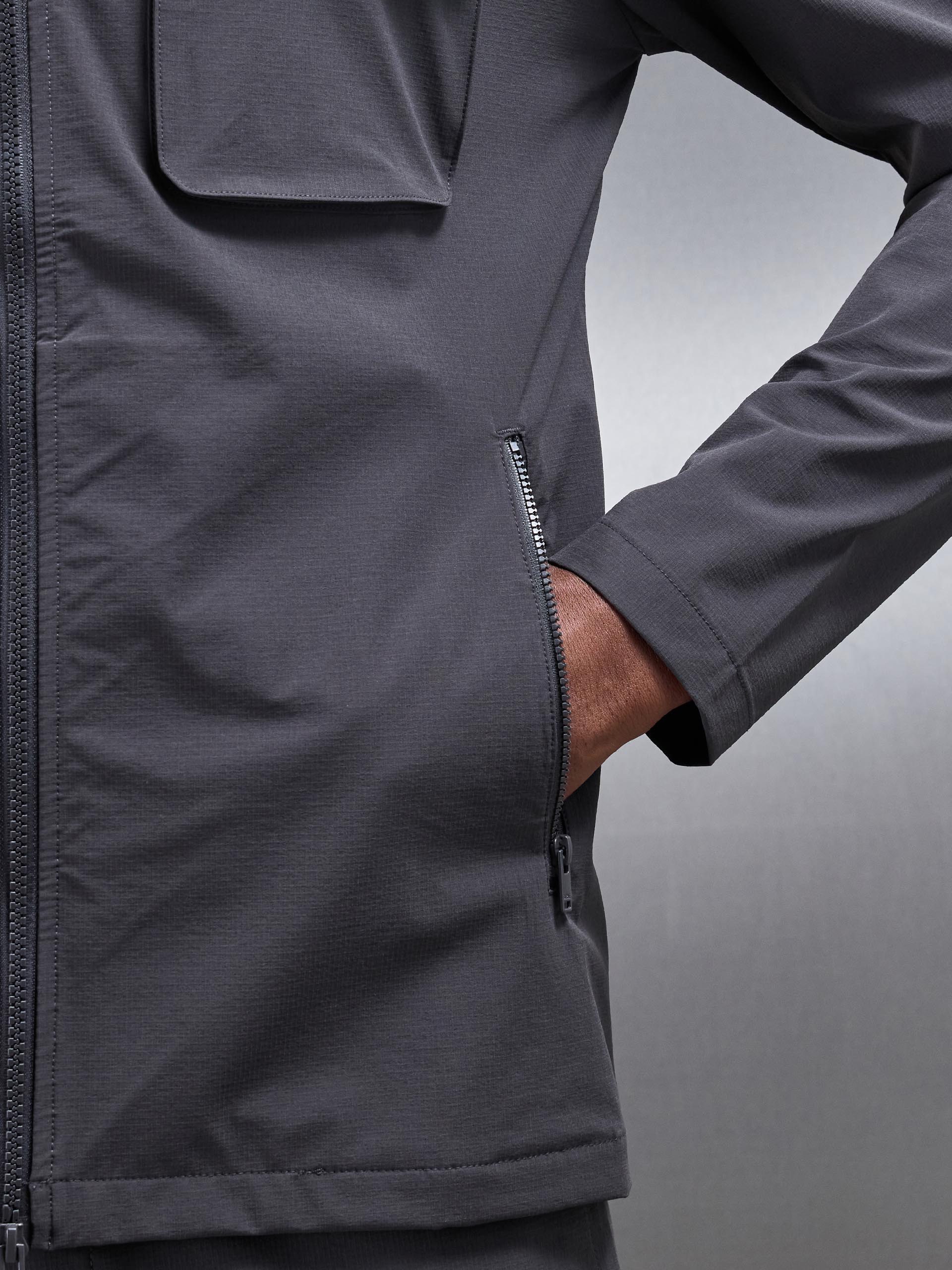 Mens Utility Cargo Overshirt in Grey