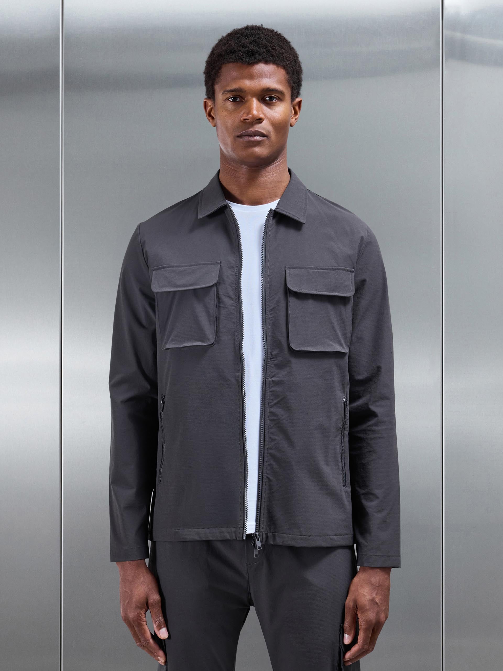 Mens Utility Cargo Overshirt in Grey