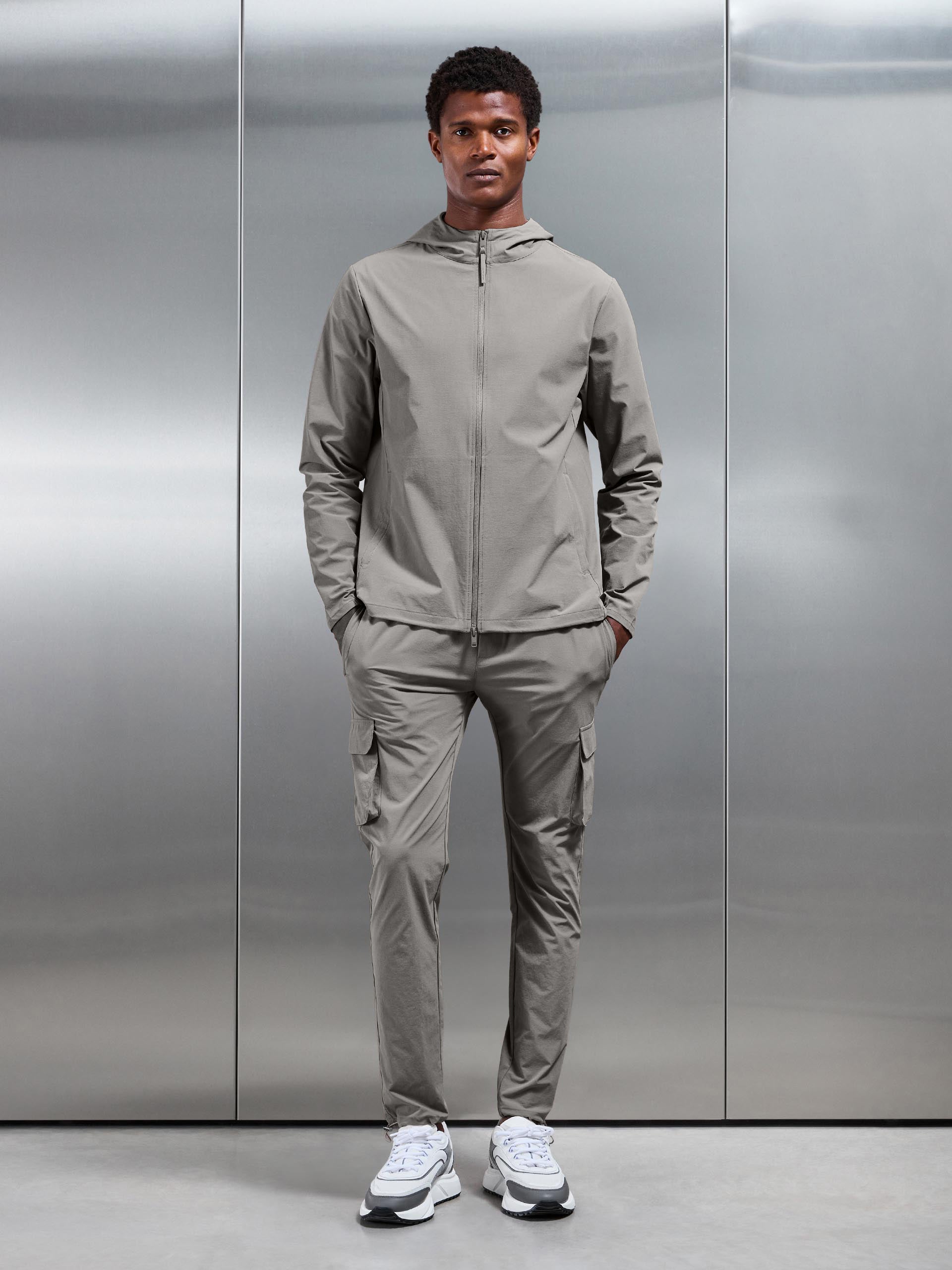 Mens Utility Cargo Pant in Olive