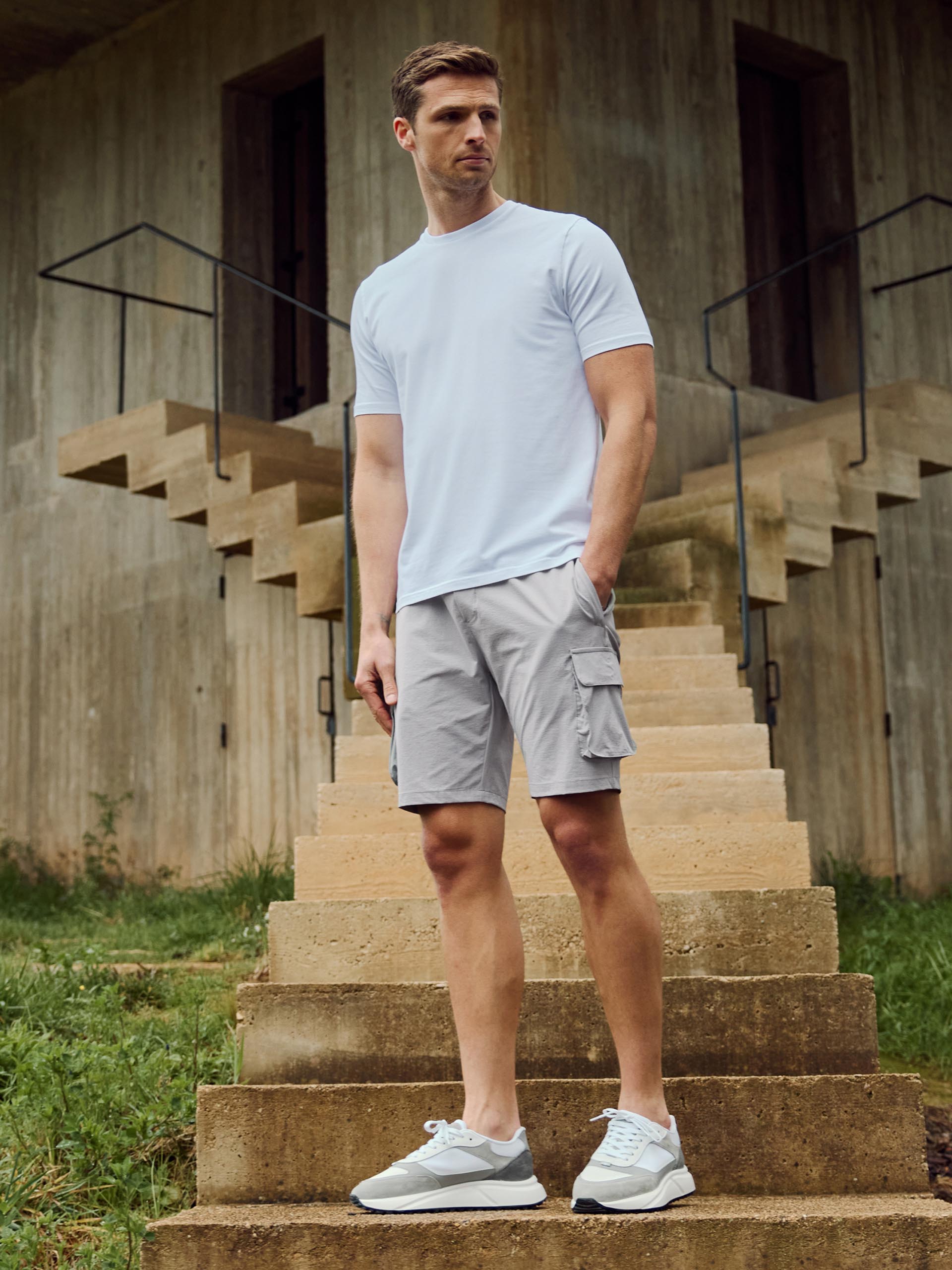 Mens Utility Cargo Short in Mid Grey