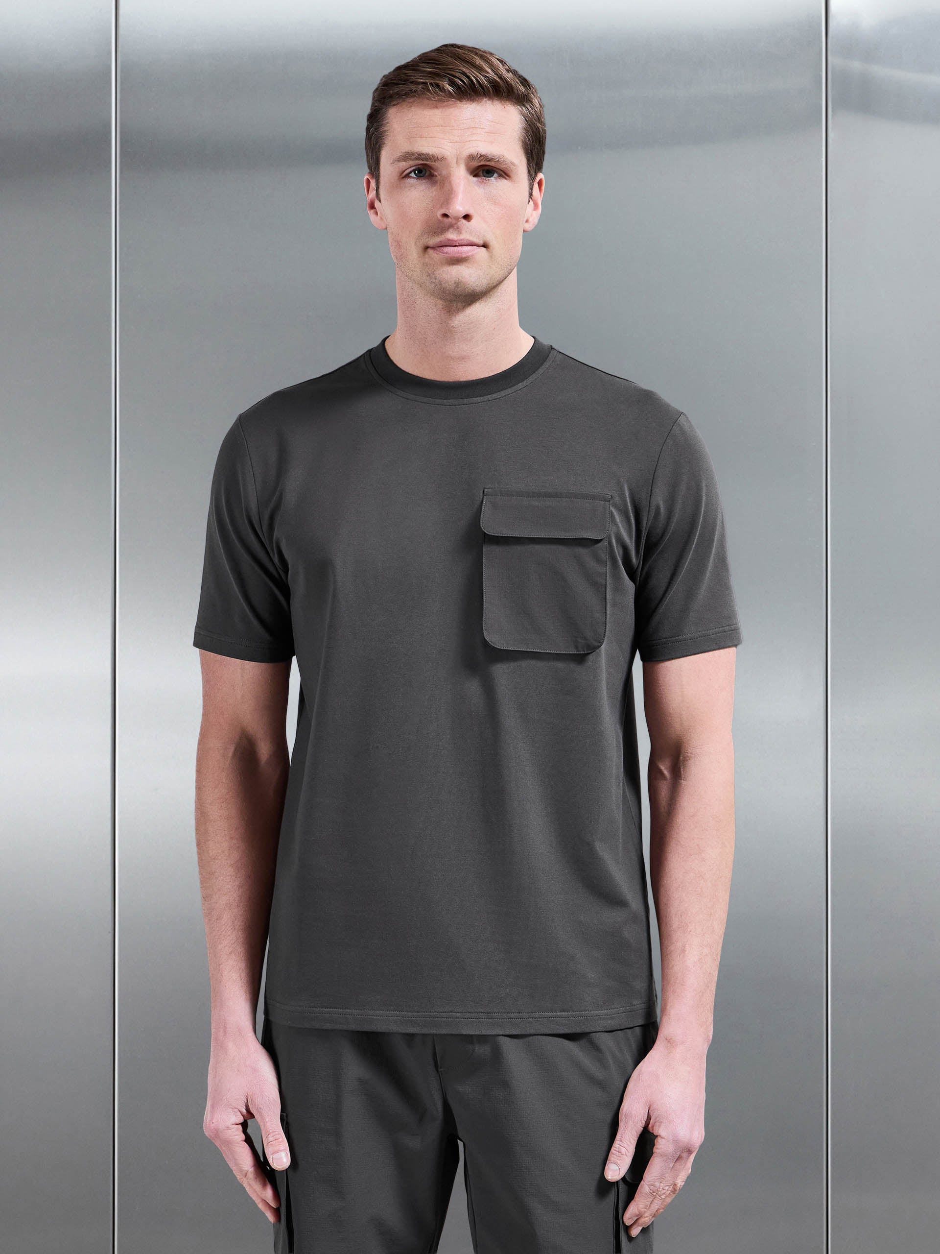 Mens Utility Cargo T-Shirt in Grey