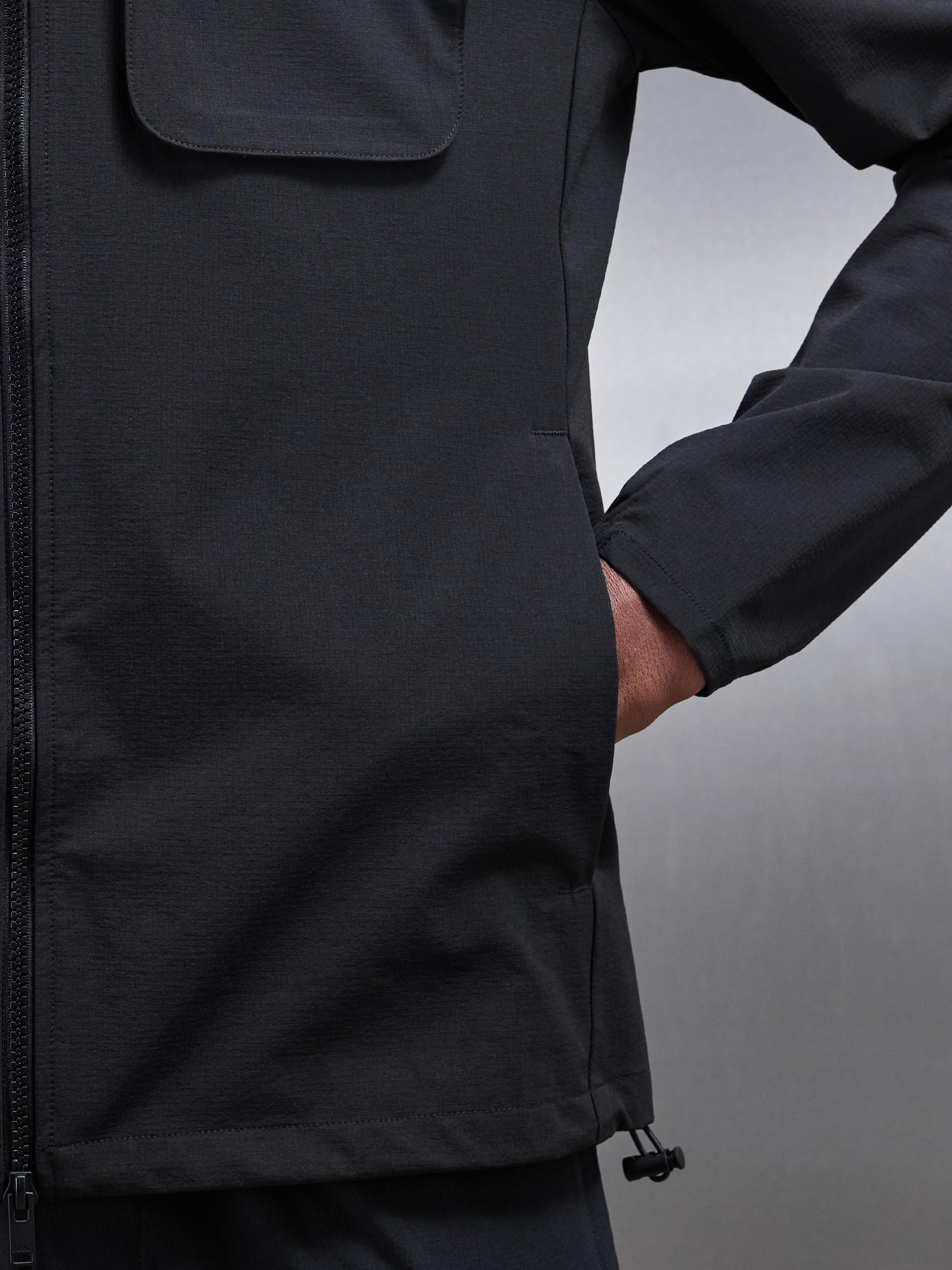 Mens Utility Cargo Windbreaker in Black