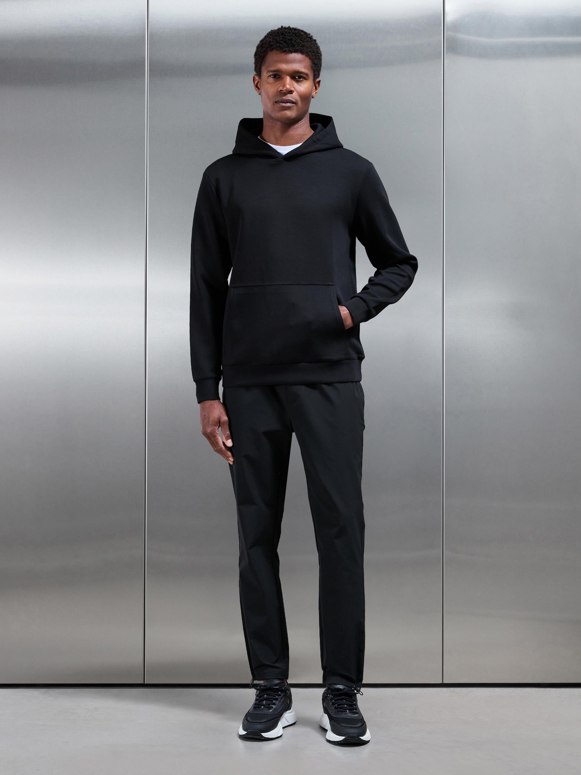Mens Utility Trackpant in Black