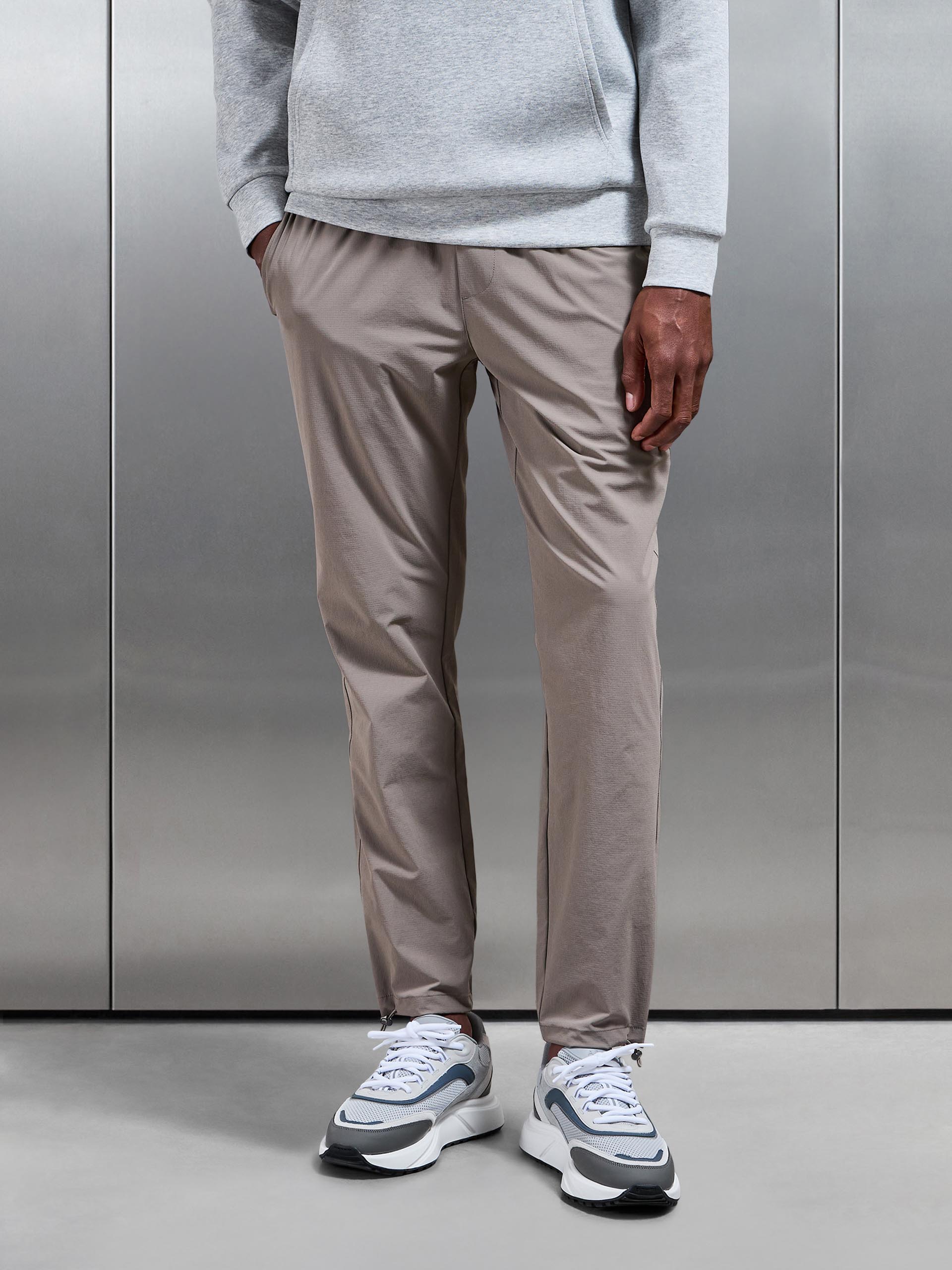 Mens Utility Trackpant in Olive
