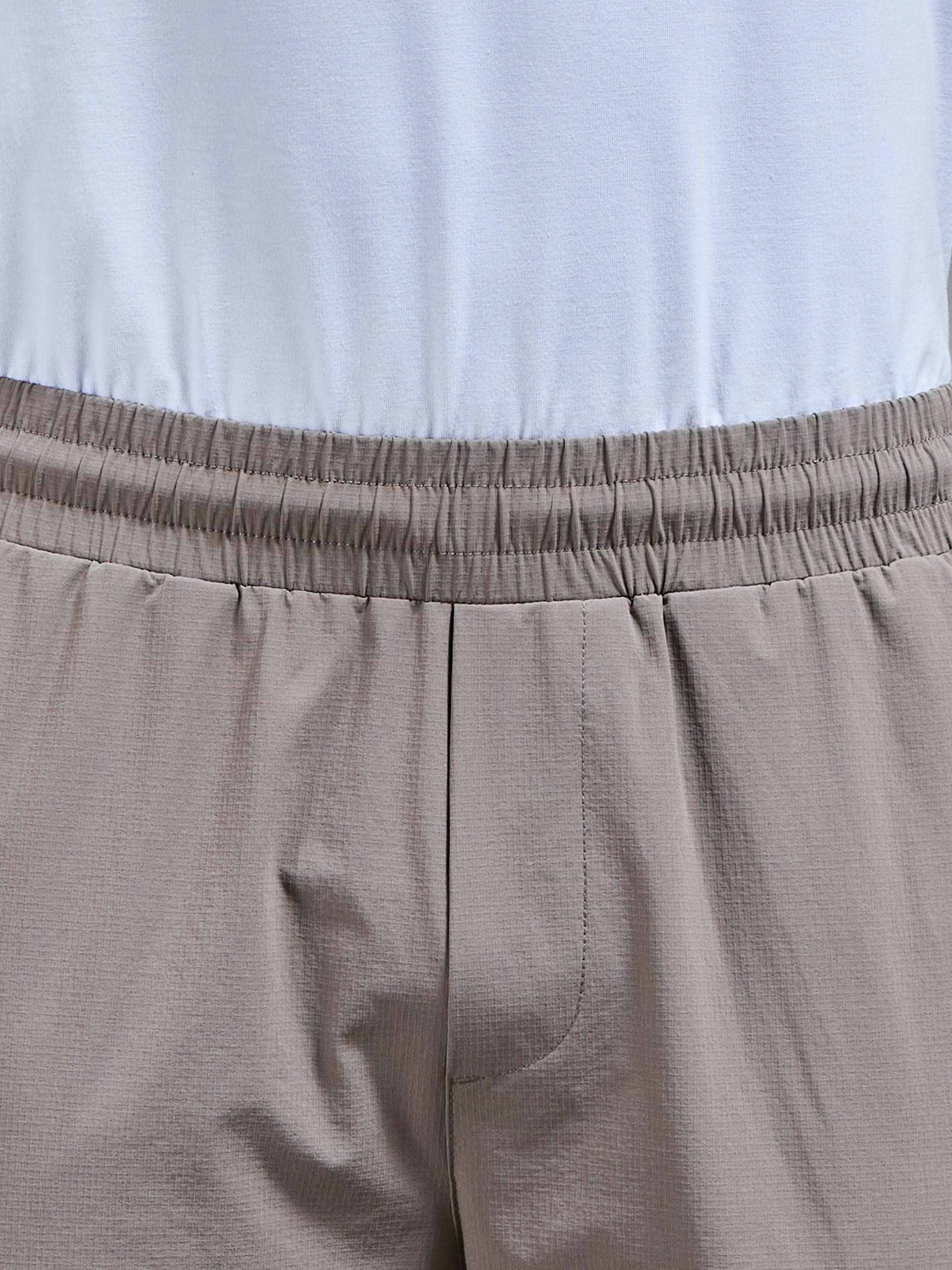 Utility Trackpant in Olive
