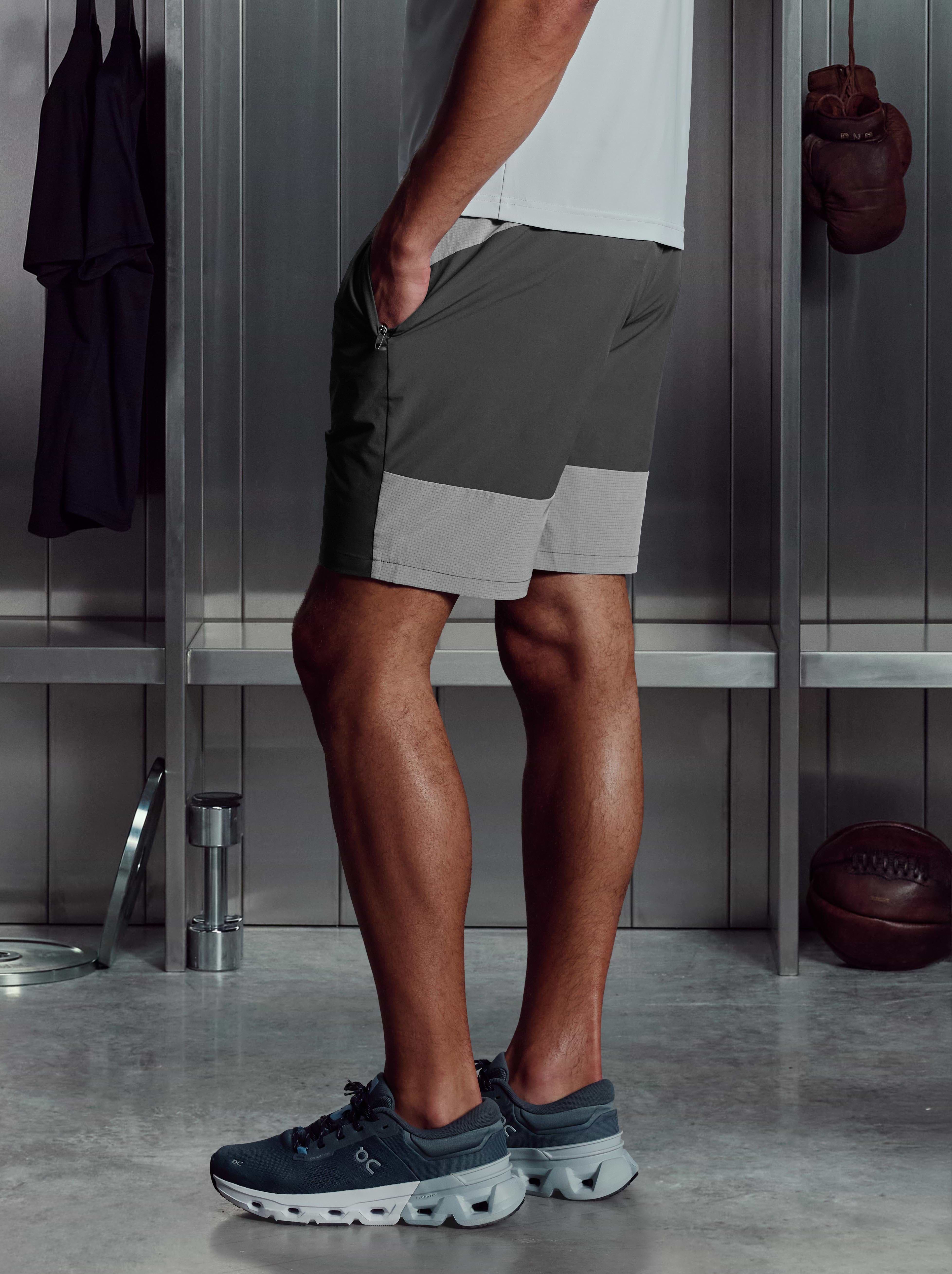 Utility Trail Short in Grey Mid Grey