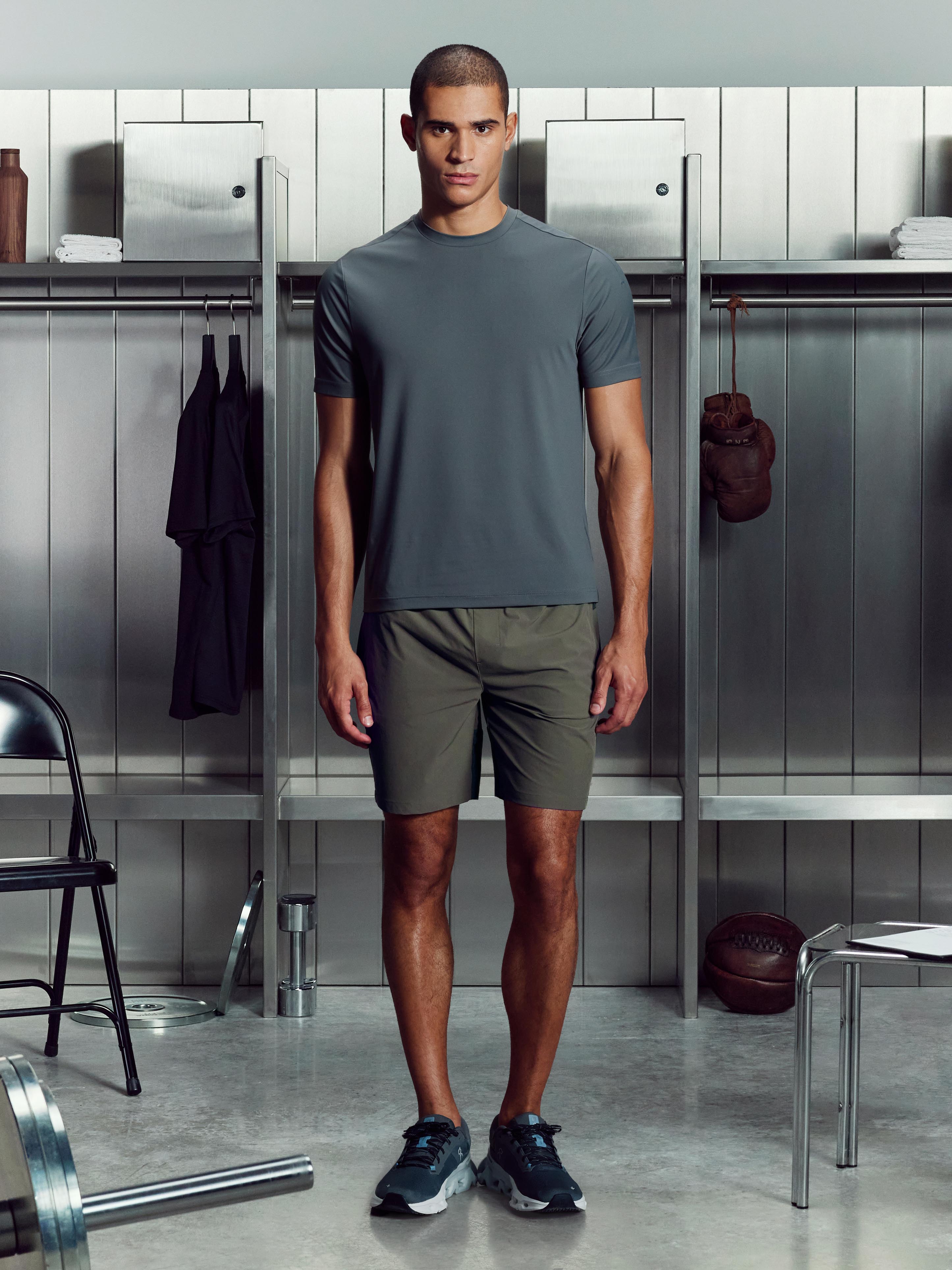 Mens Utility Trail Short in Olive Grey