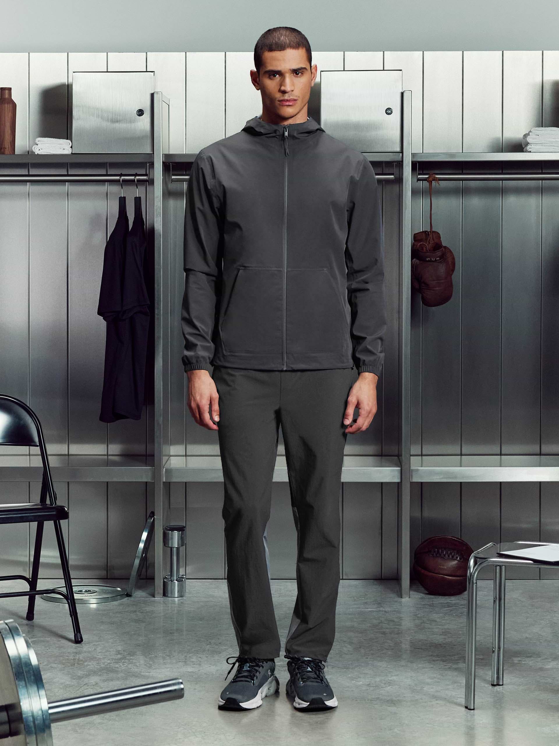 Mens Utility Trail Trackpant in Grey