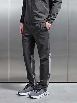 Mens Utility Trail Trackpant in Grey